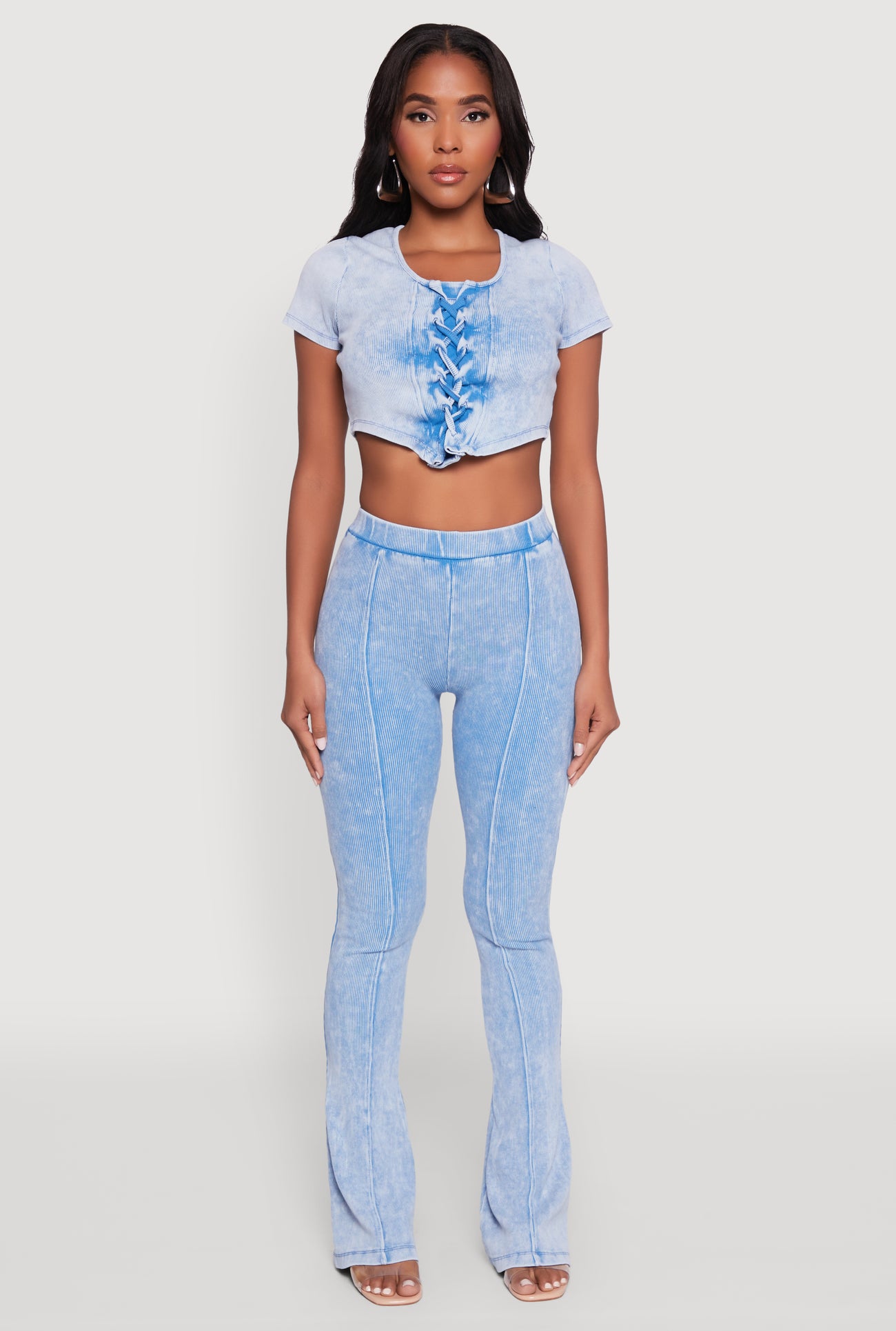 1413062703340040_003