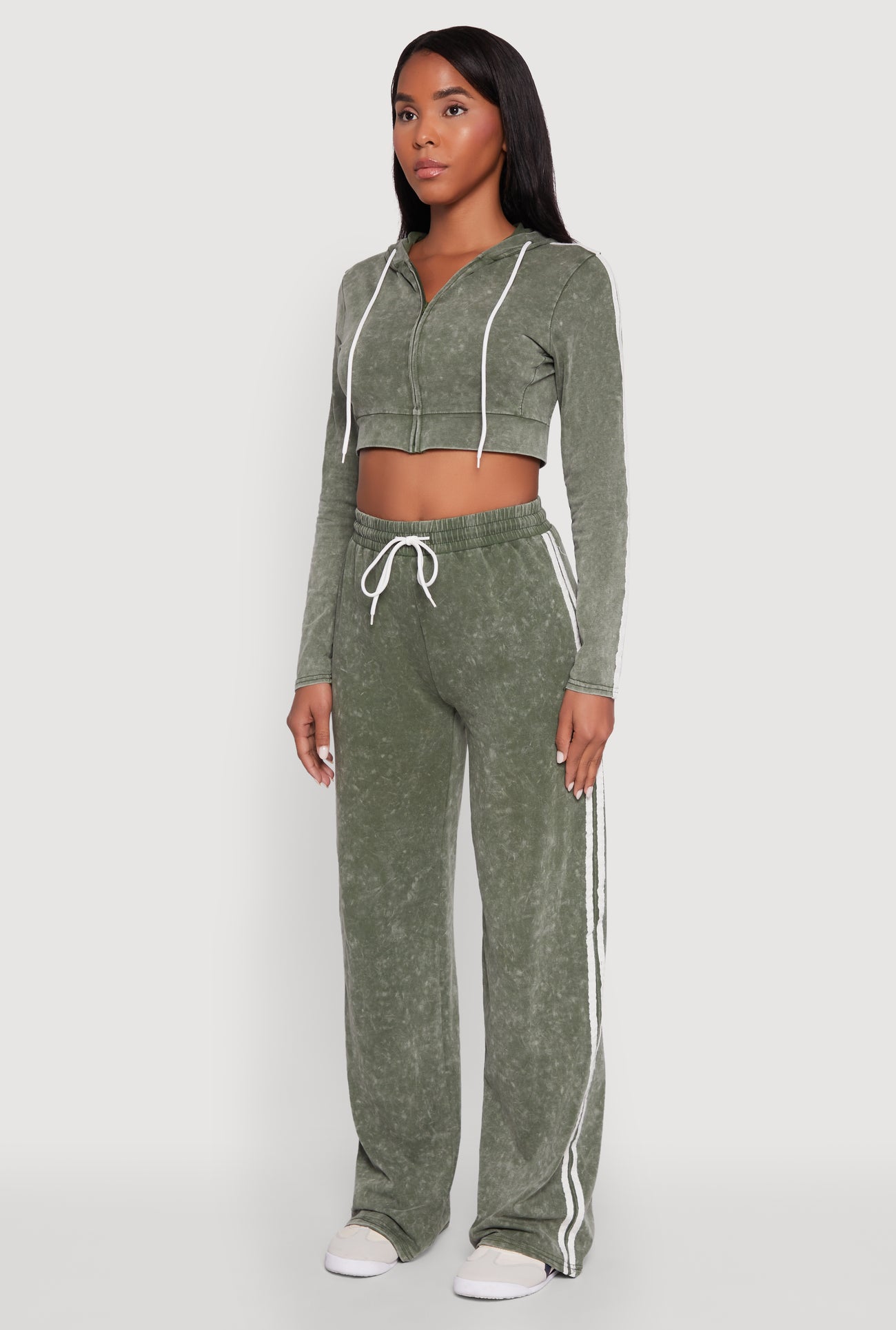 1413064724094032_005