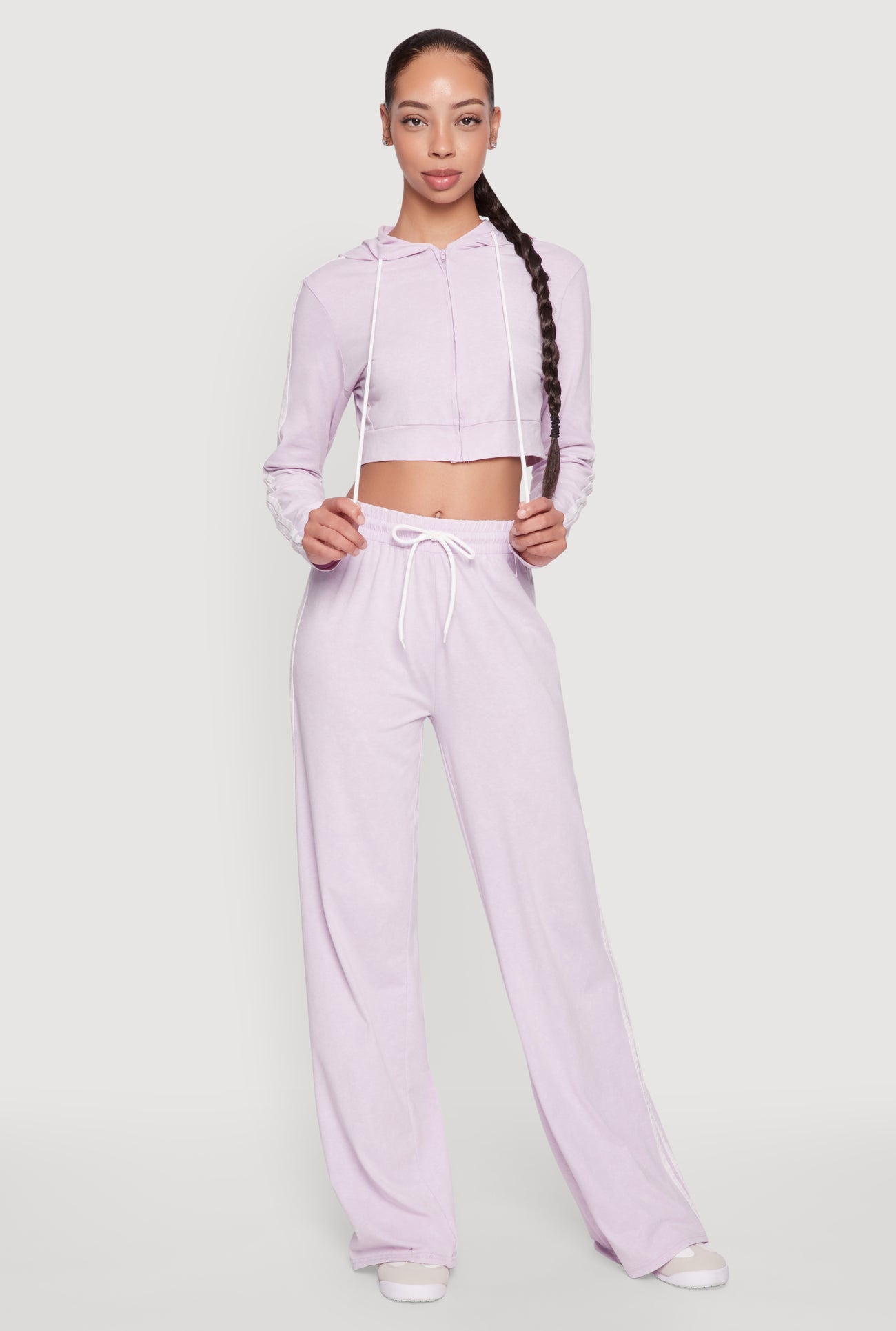 1413064724094051_002