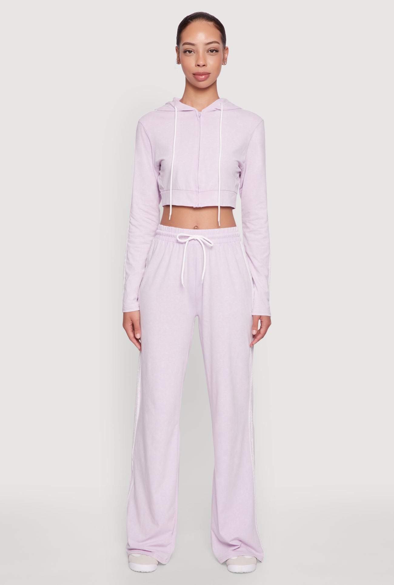 1413064724094051_003