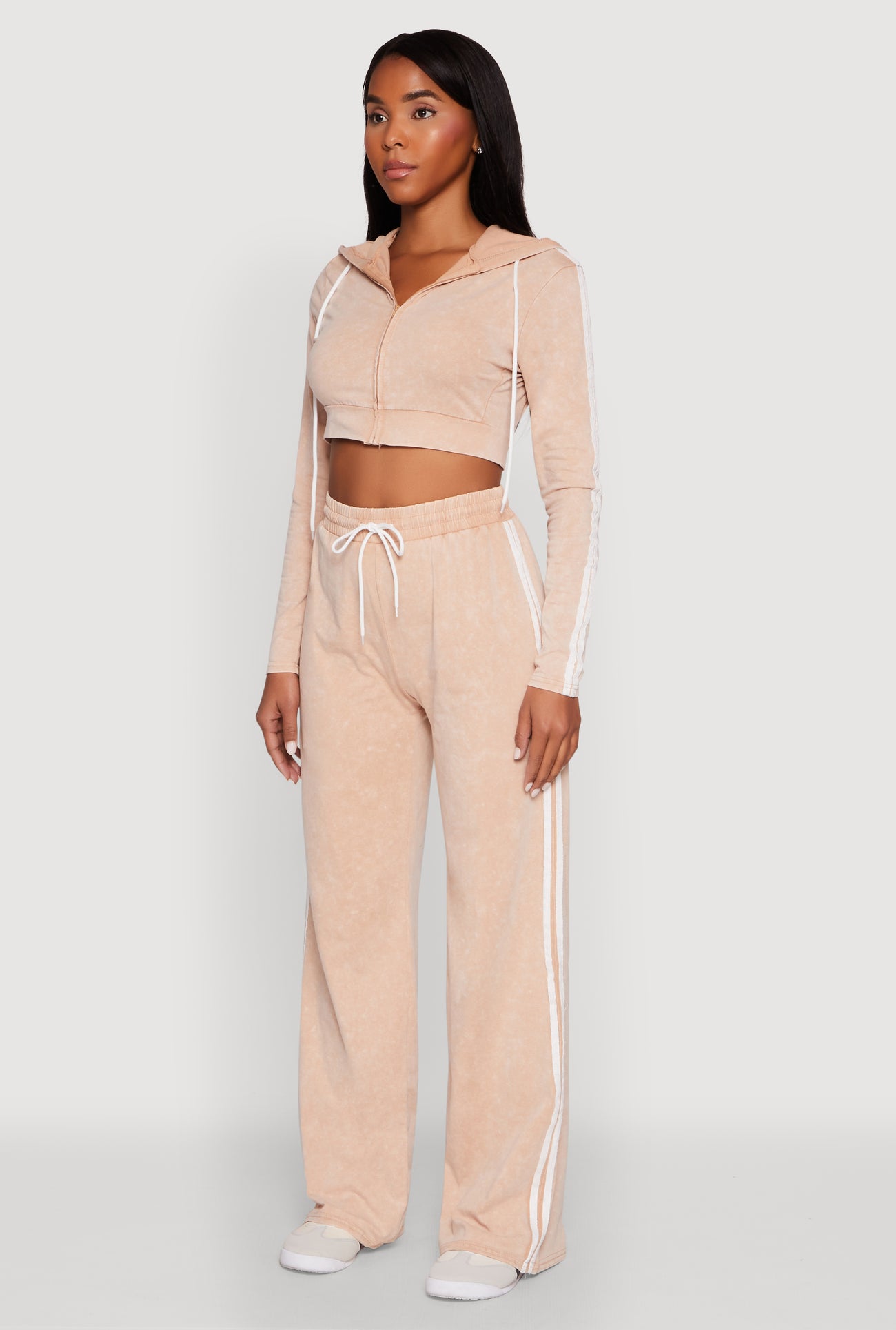 1413064724094325_005