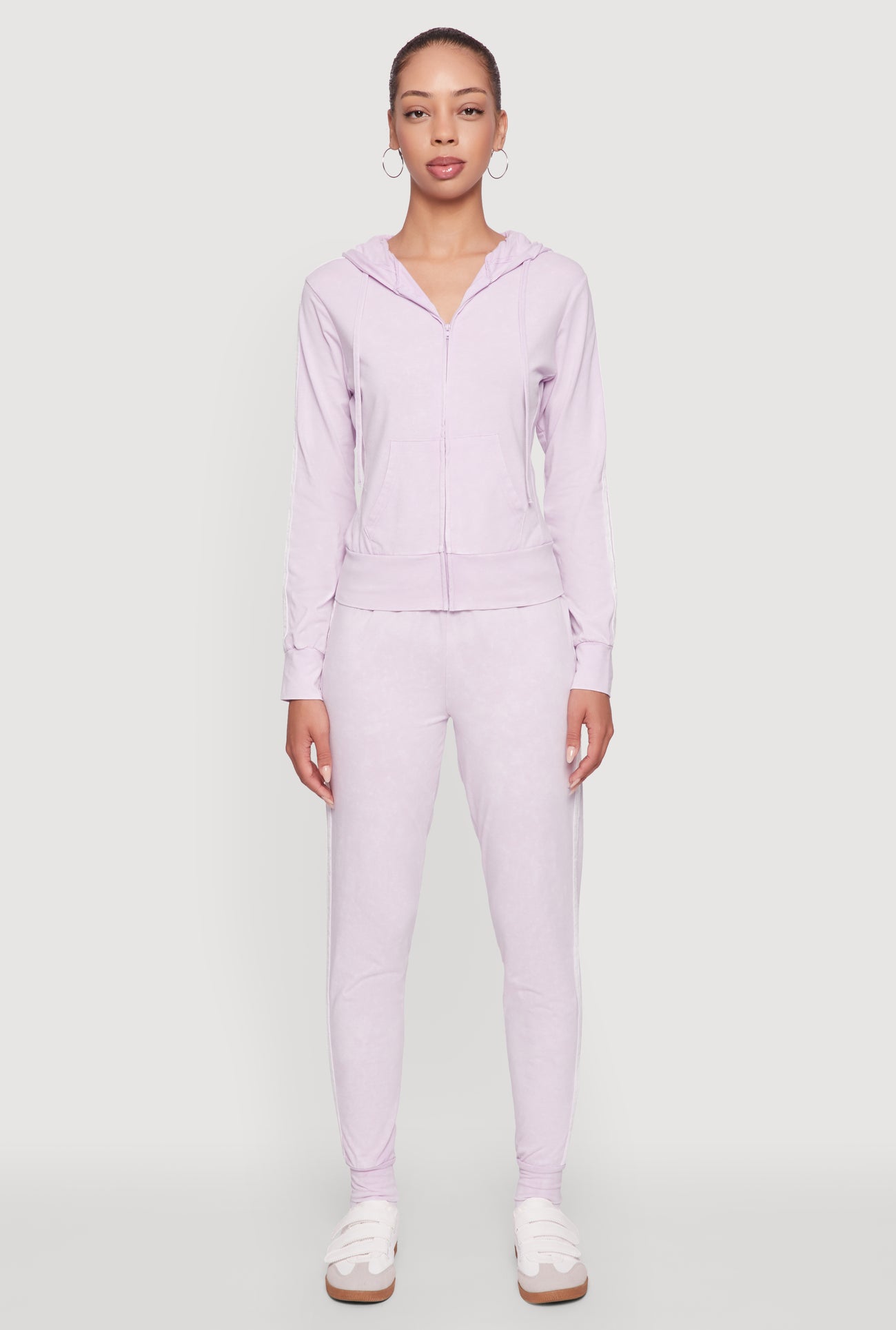 1413064729463051_003