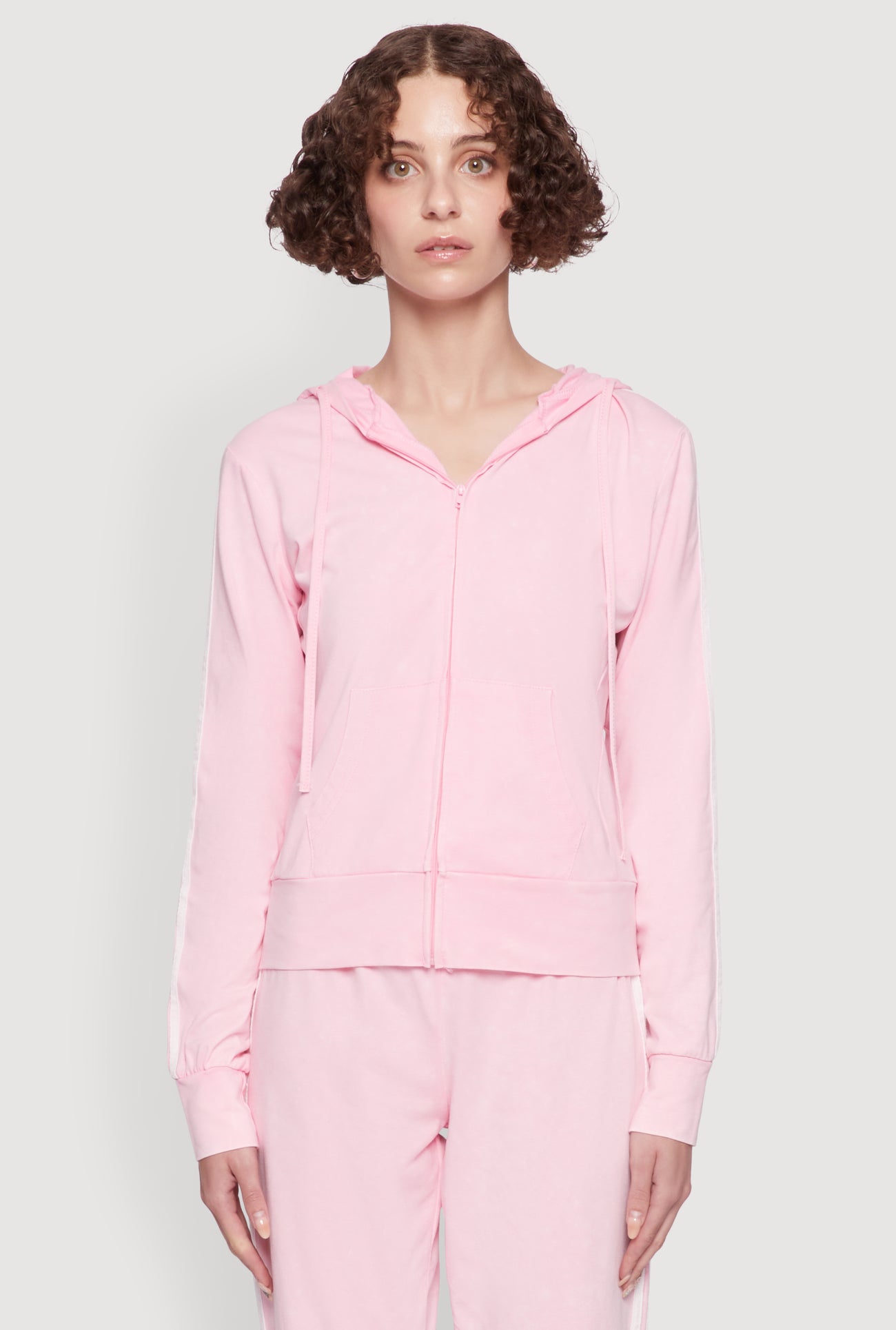 1413064729463066_001