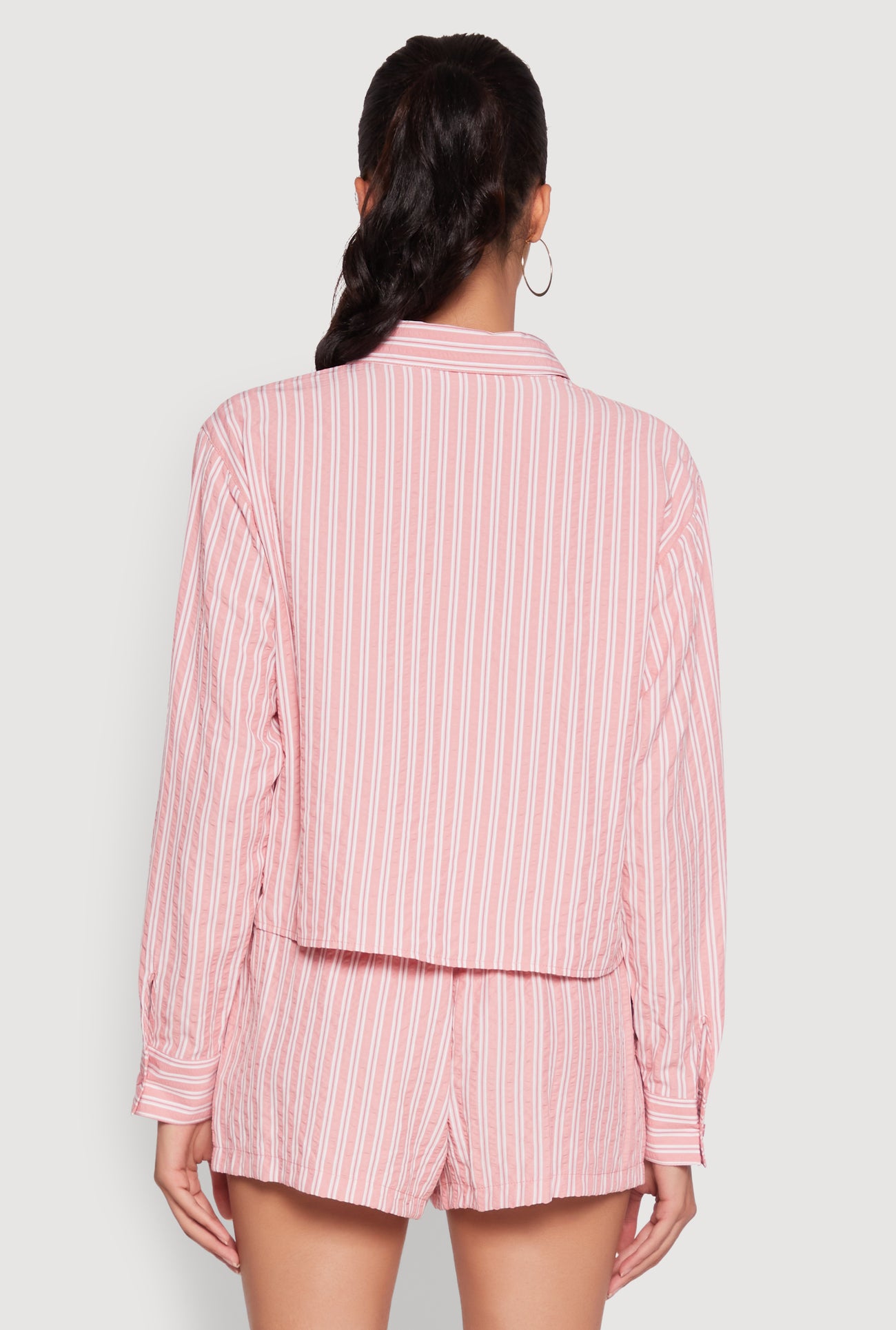 1413069391410085_006