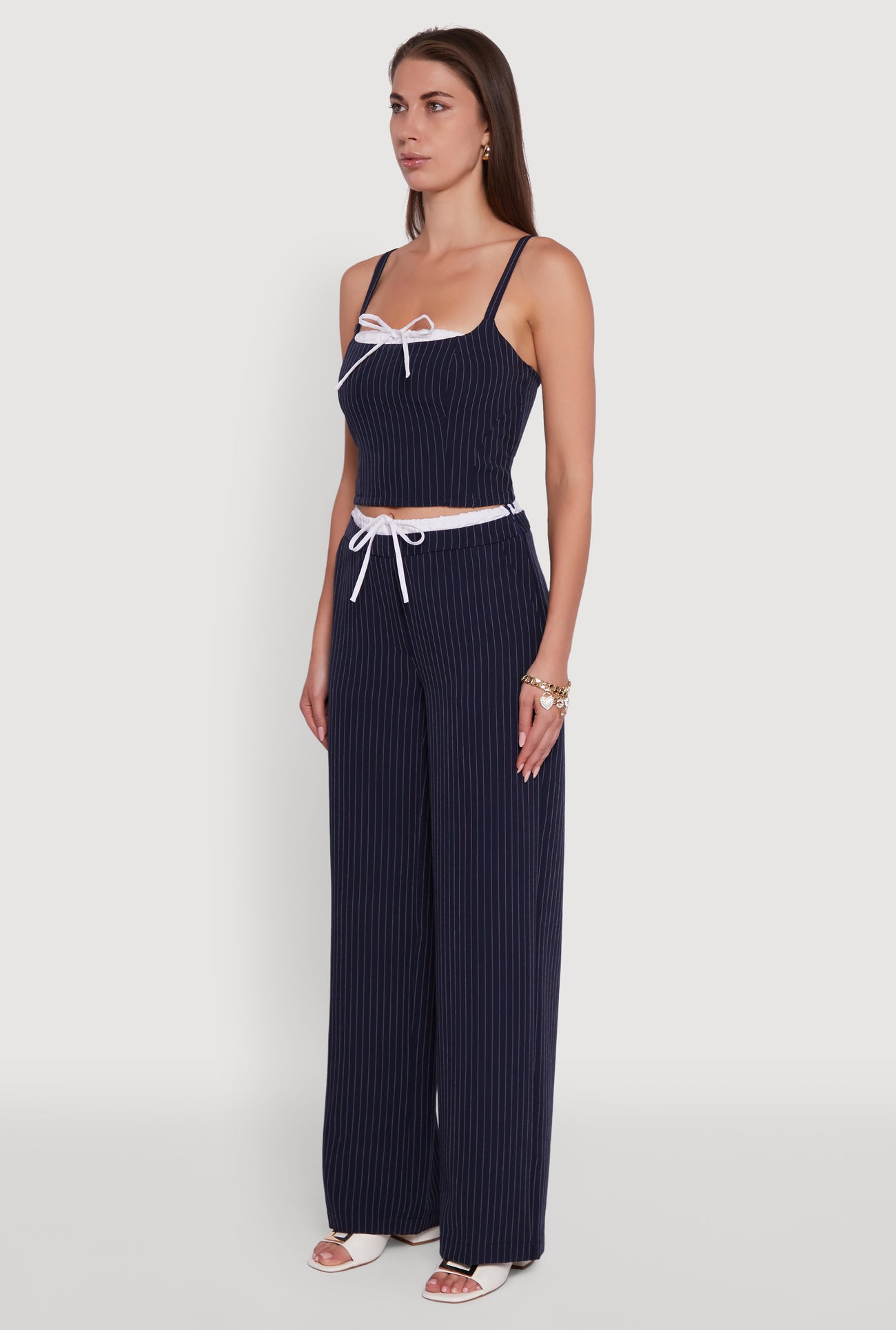 1413069393141041_005