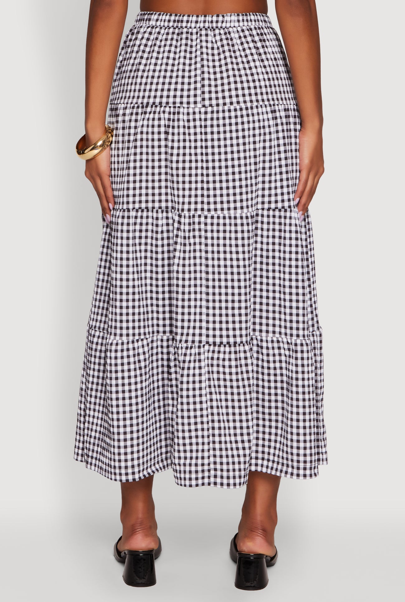 1413069393448001_005