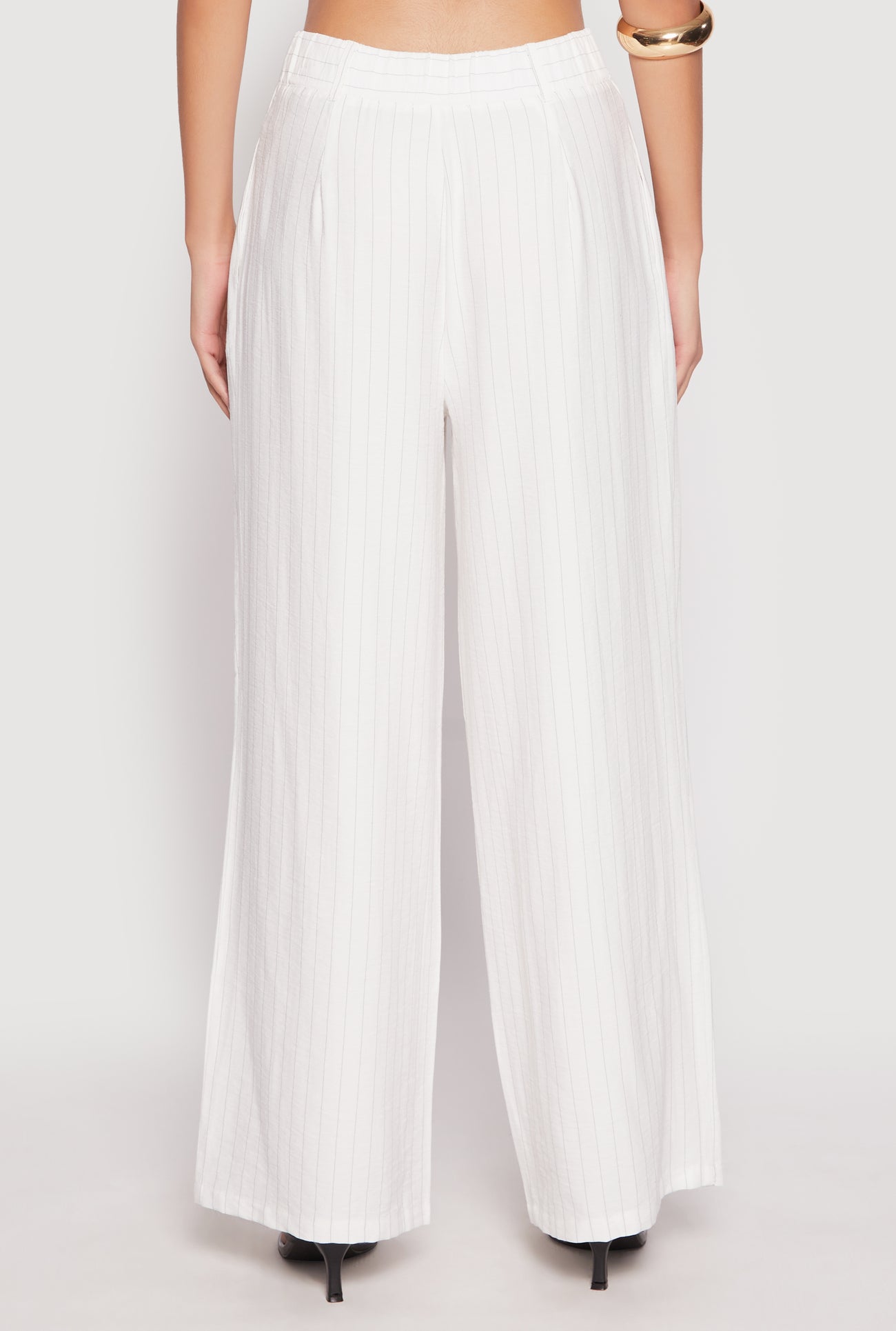 1413069393765018_003