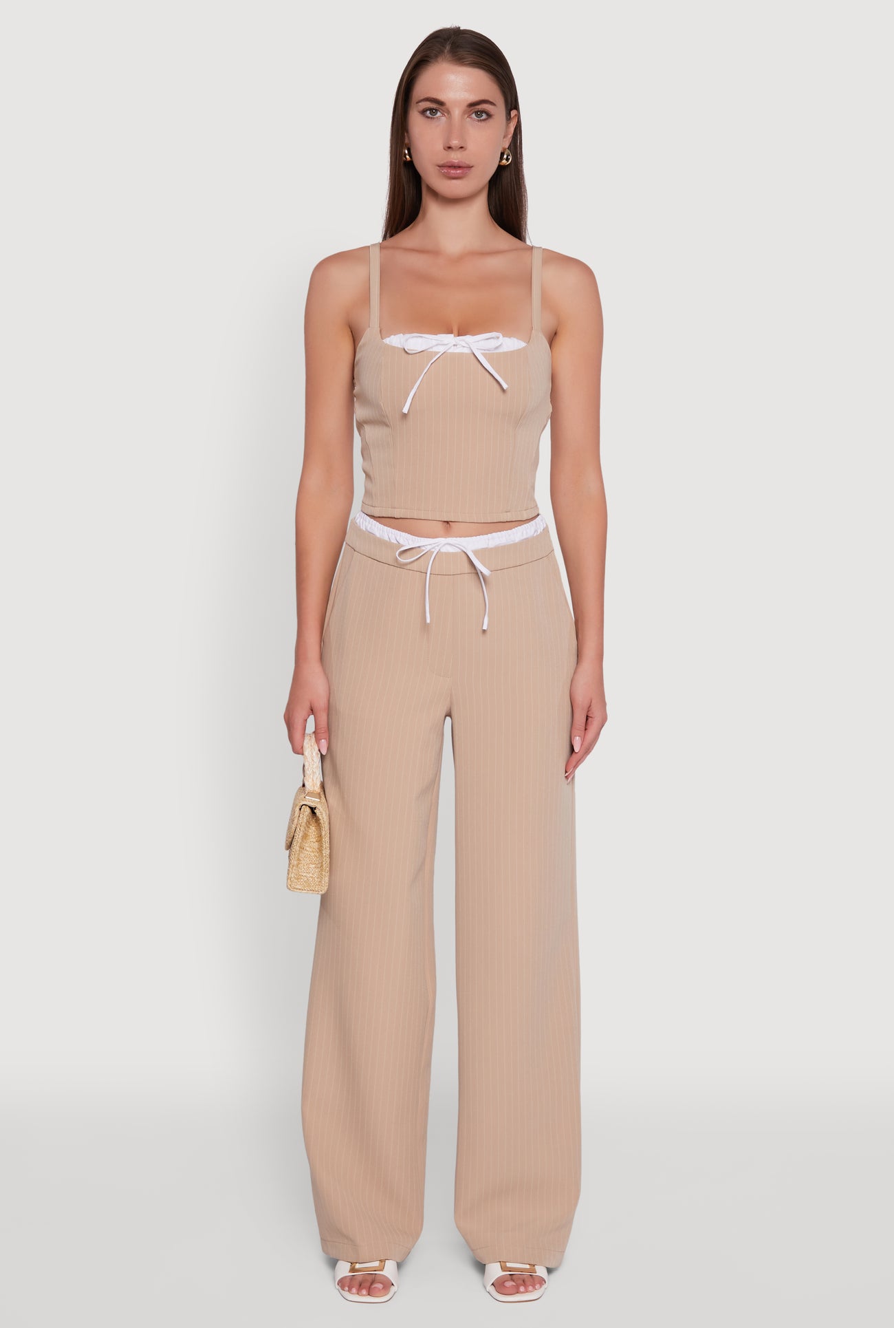 1413069394141016_002