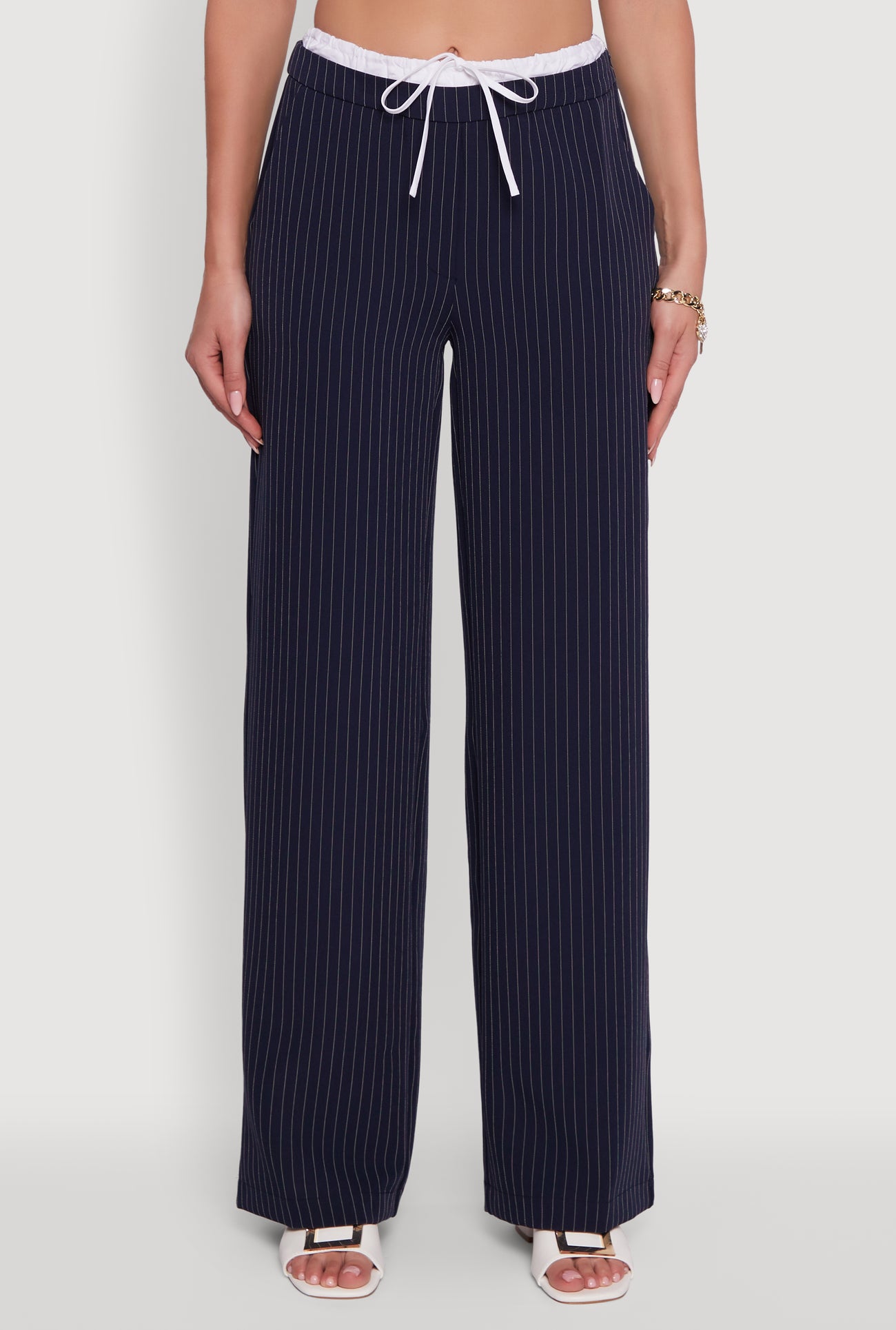 1413069394141041_003