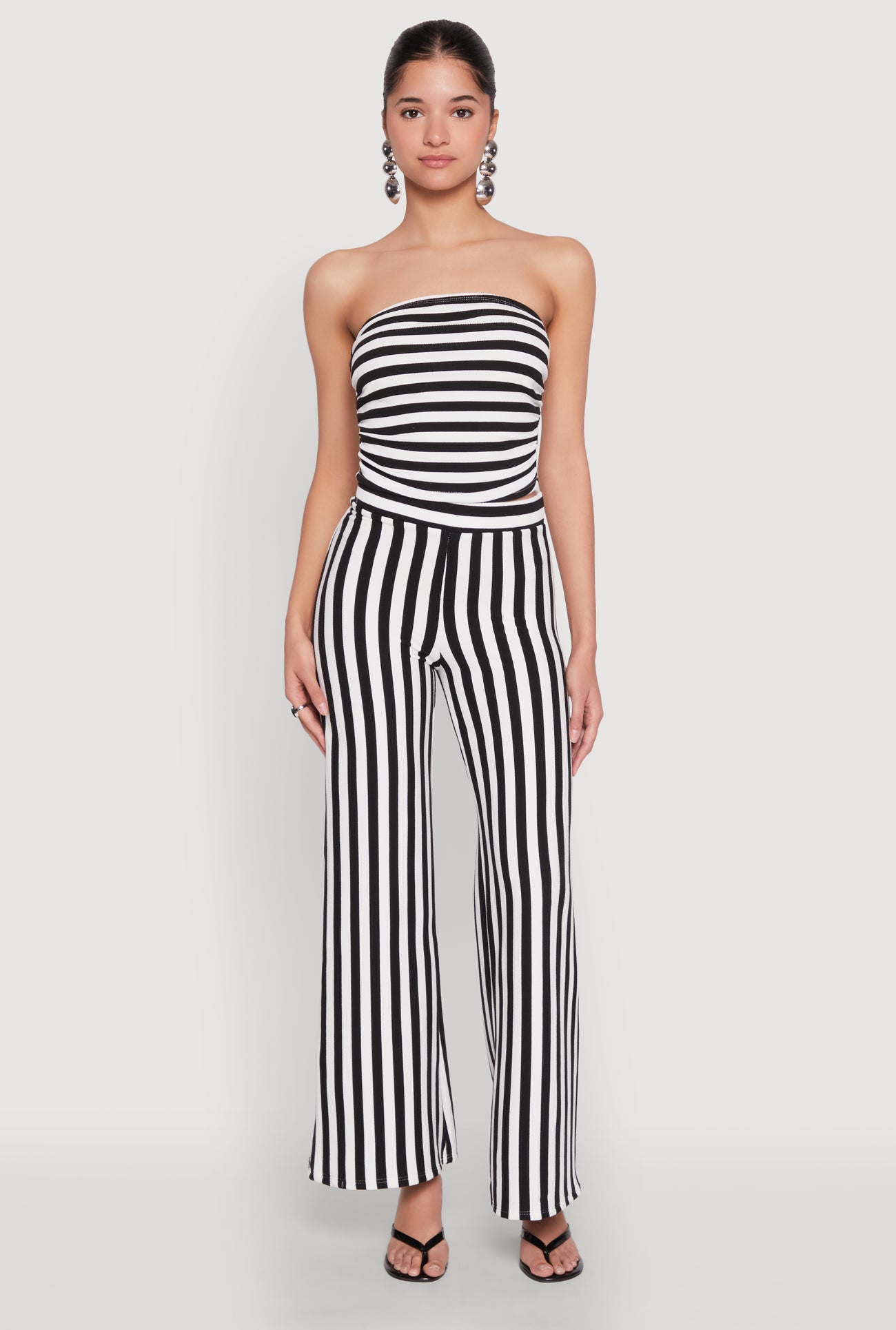 1413075392408001_002