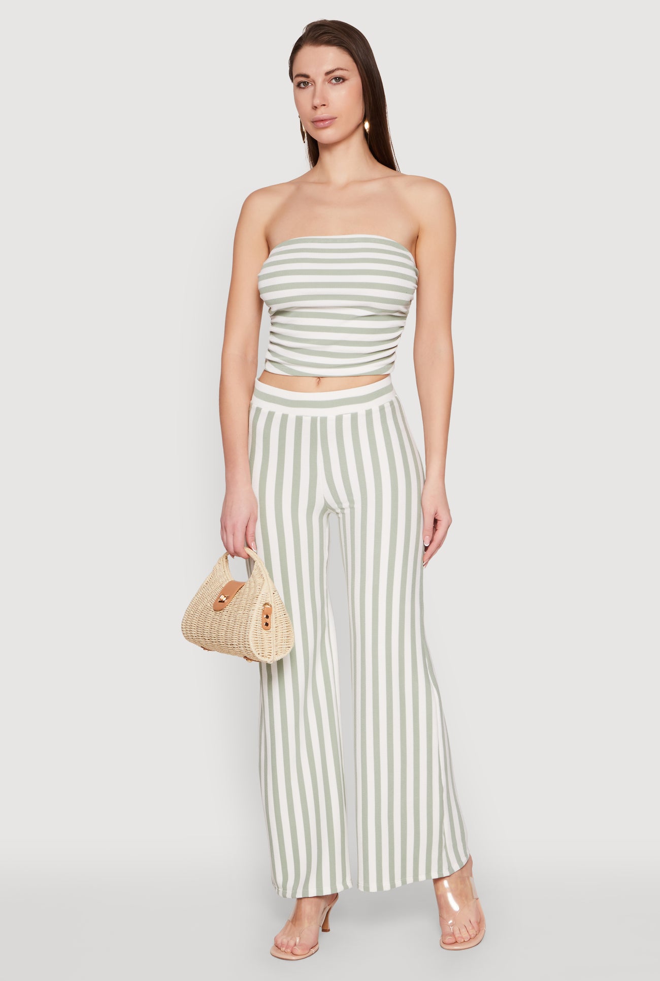 1413075392409034_001