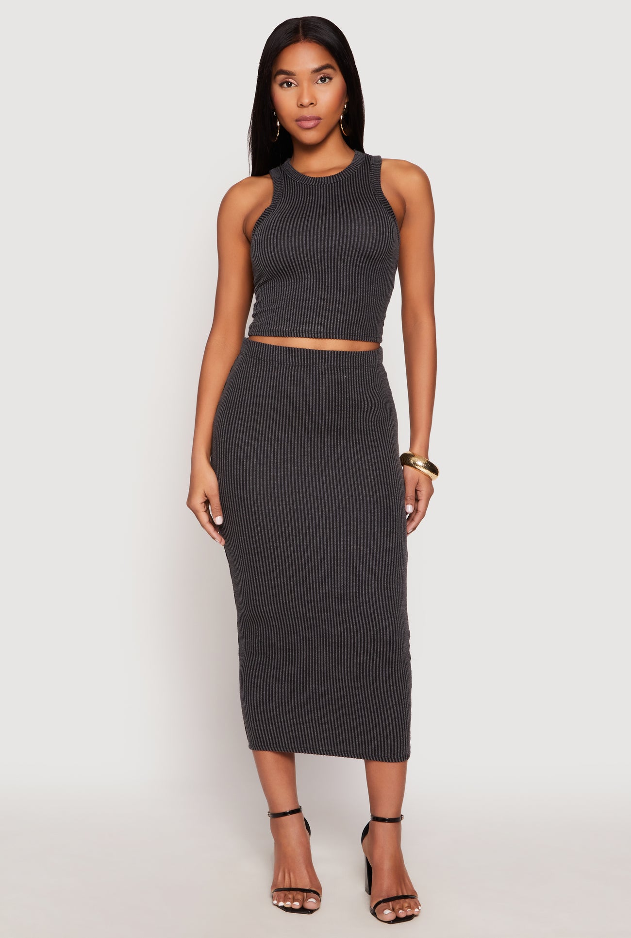 1413077130098001_003