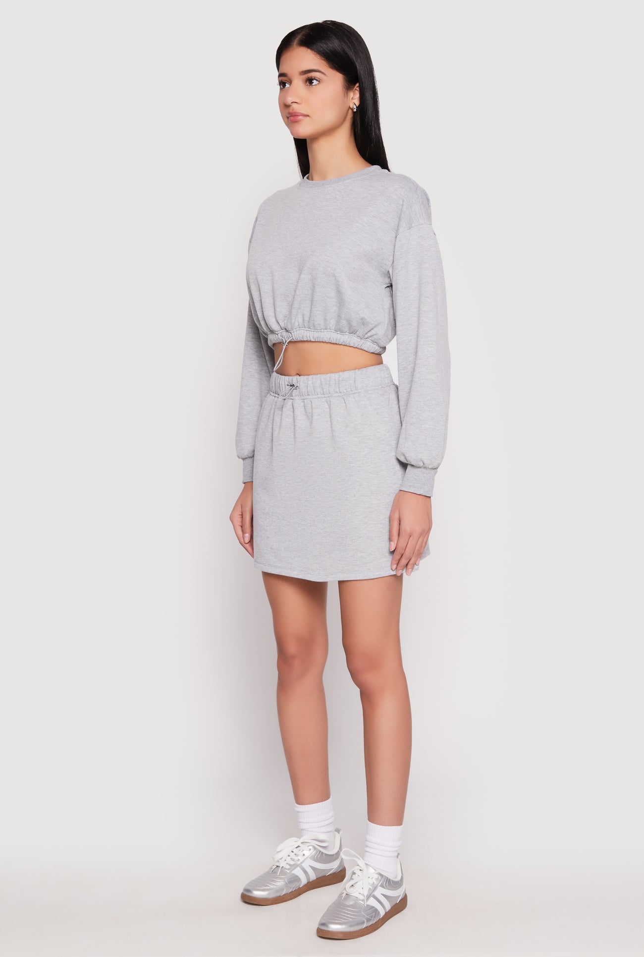 1413077130501004_003