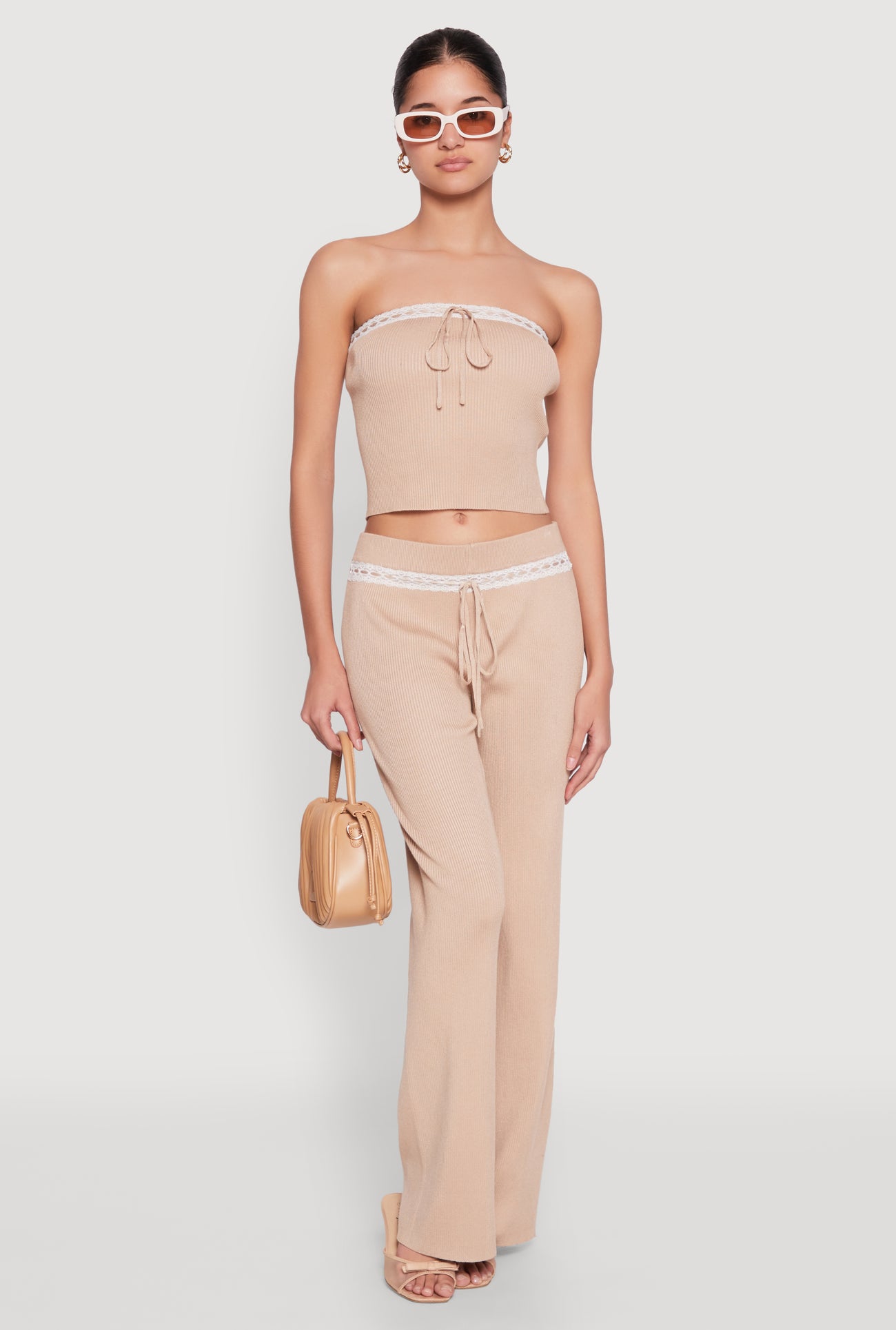 1413077136333016_001