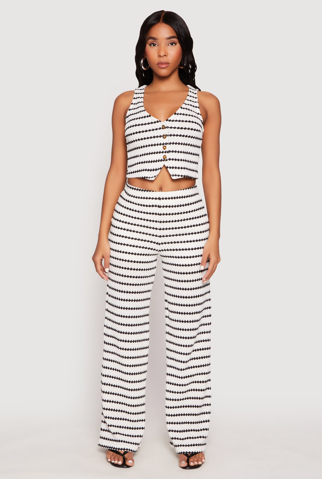 1413077137869001_002