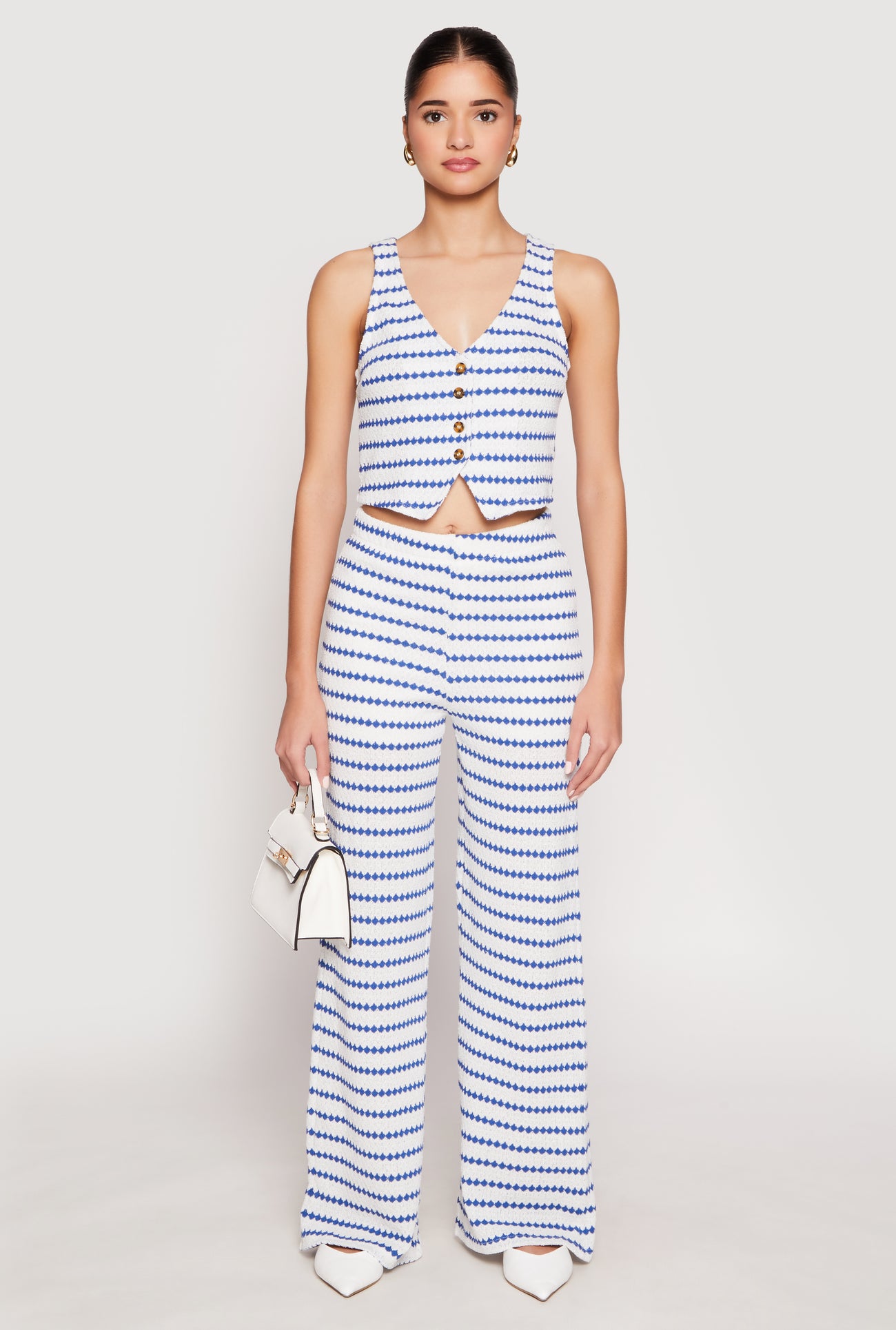 1413077137870105_001