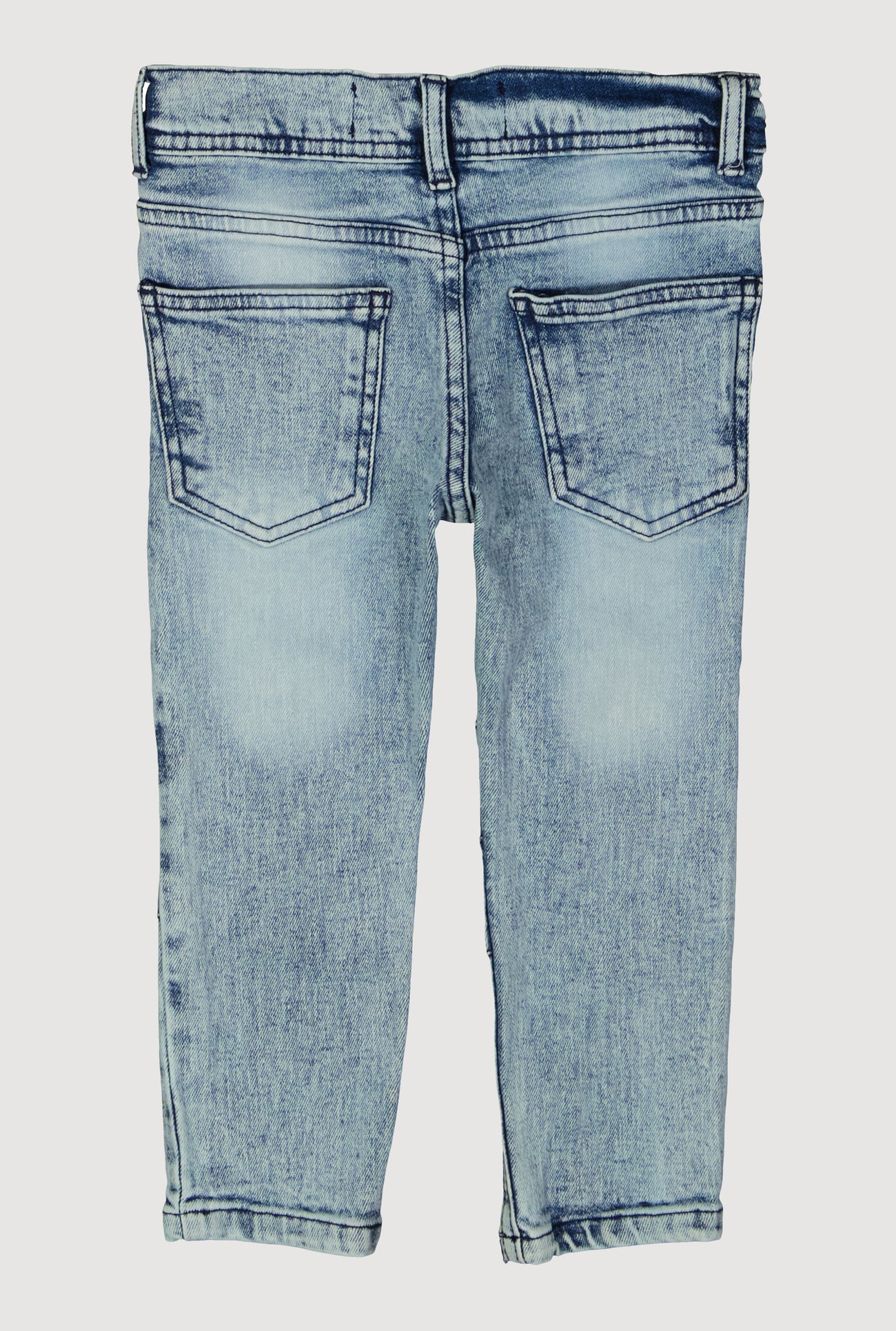 1526074744205402_002