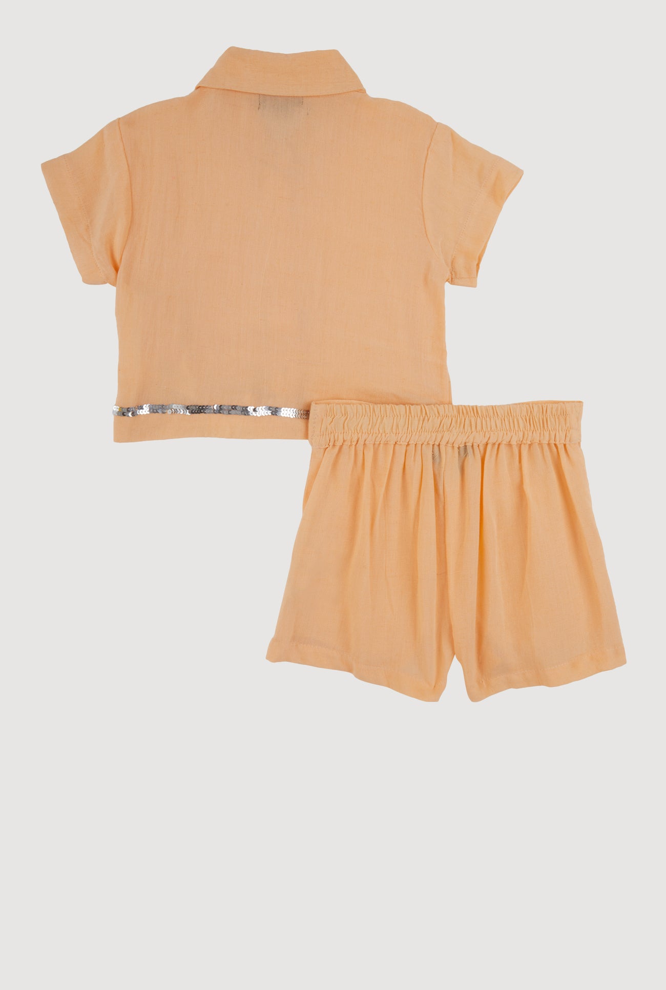 1543038348431067_002