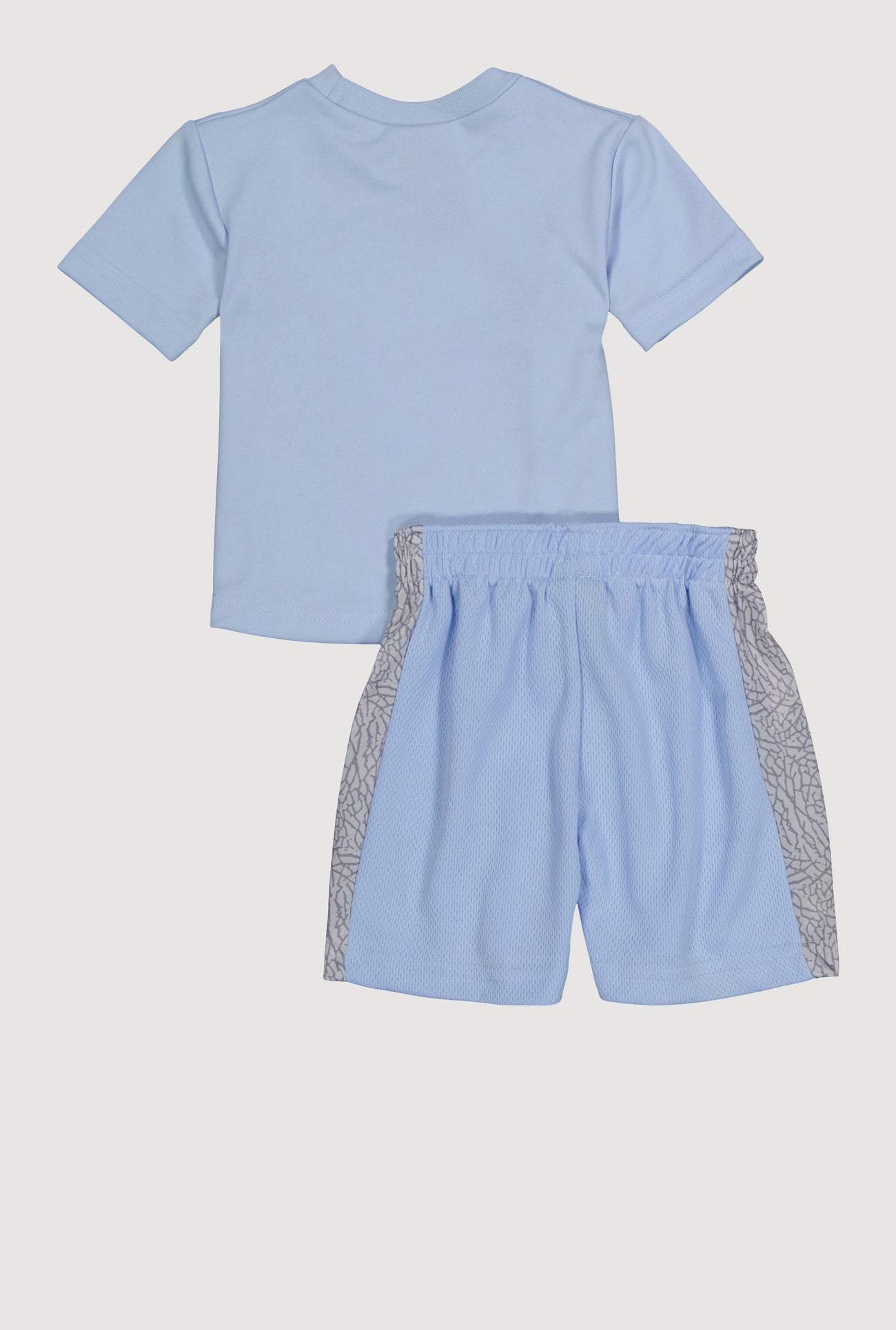 1552054730253340_002