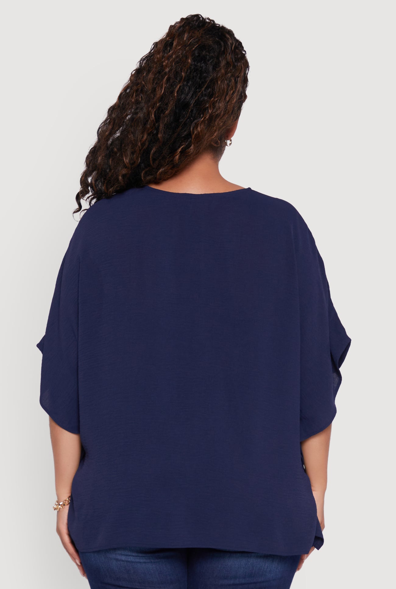 1801054213436041_006