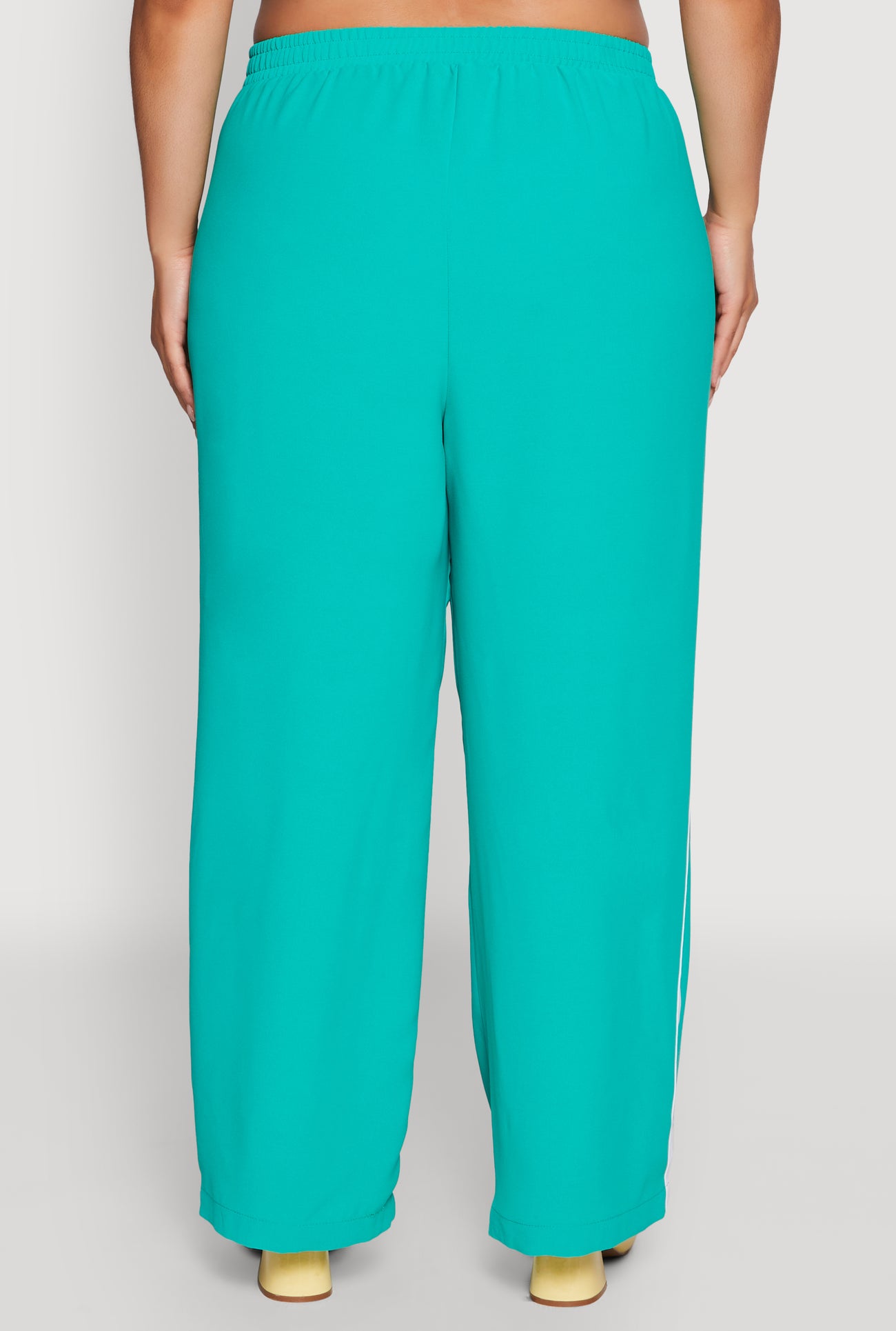 1803077660036030_005