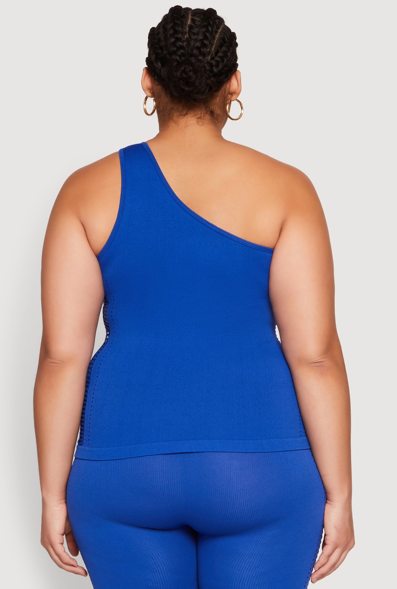 1850001442611043_006