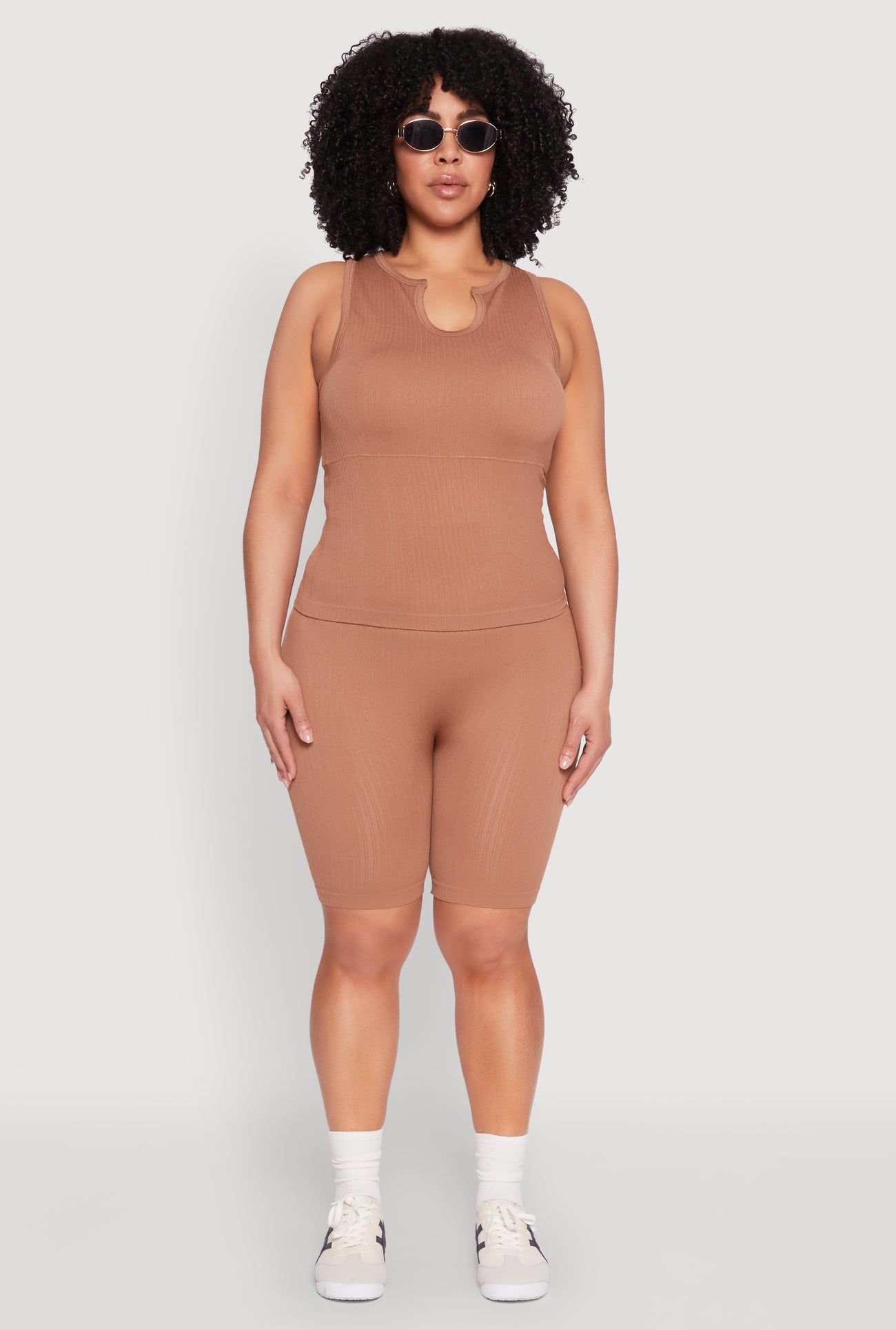 1850001443613325_002