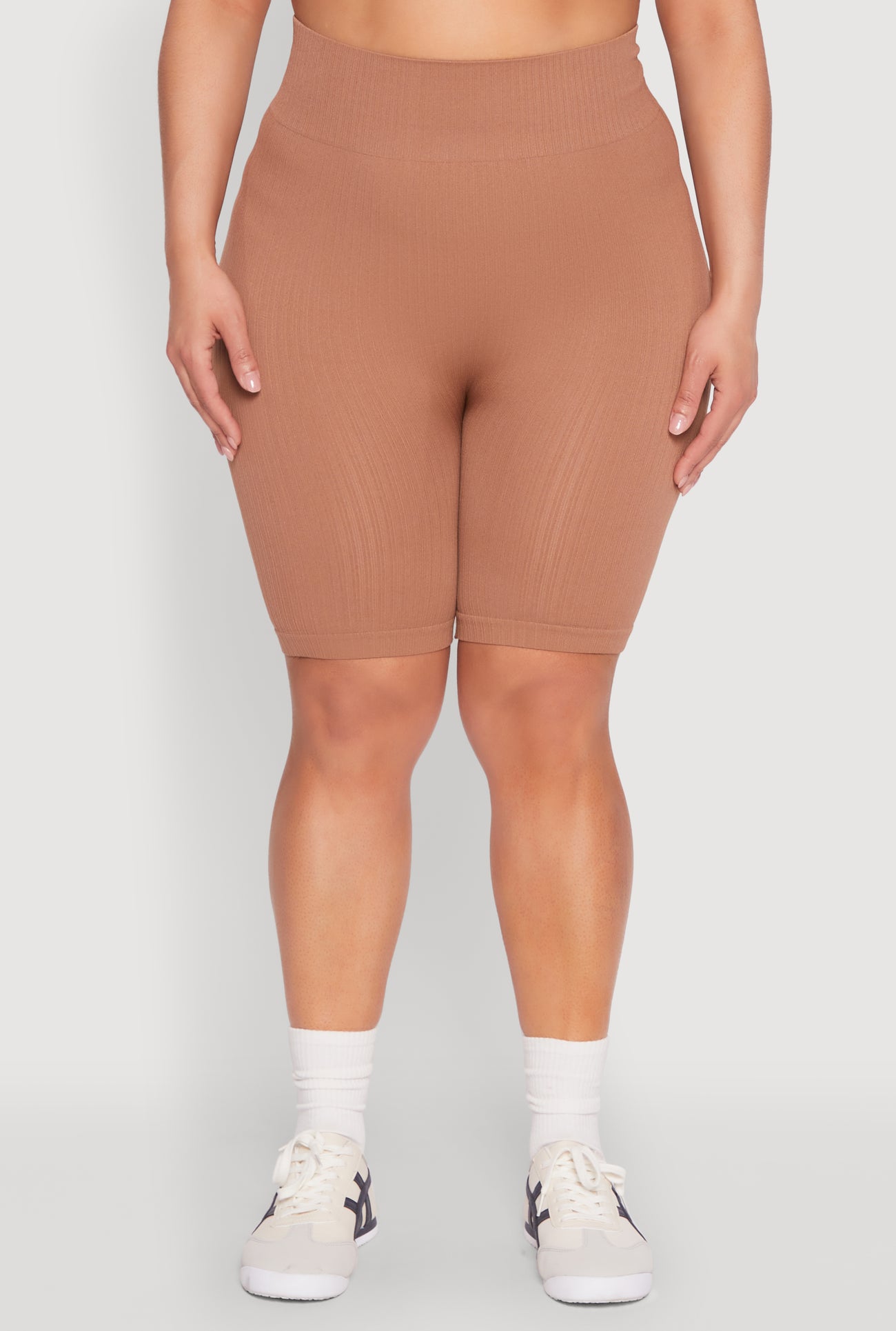 1850001443613325_003