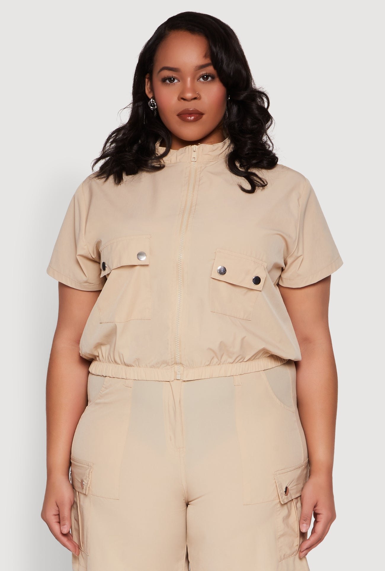 1850038345811025_001