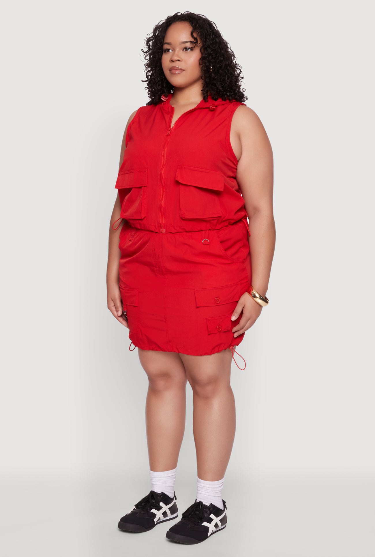 1850038346814080_005