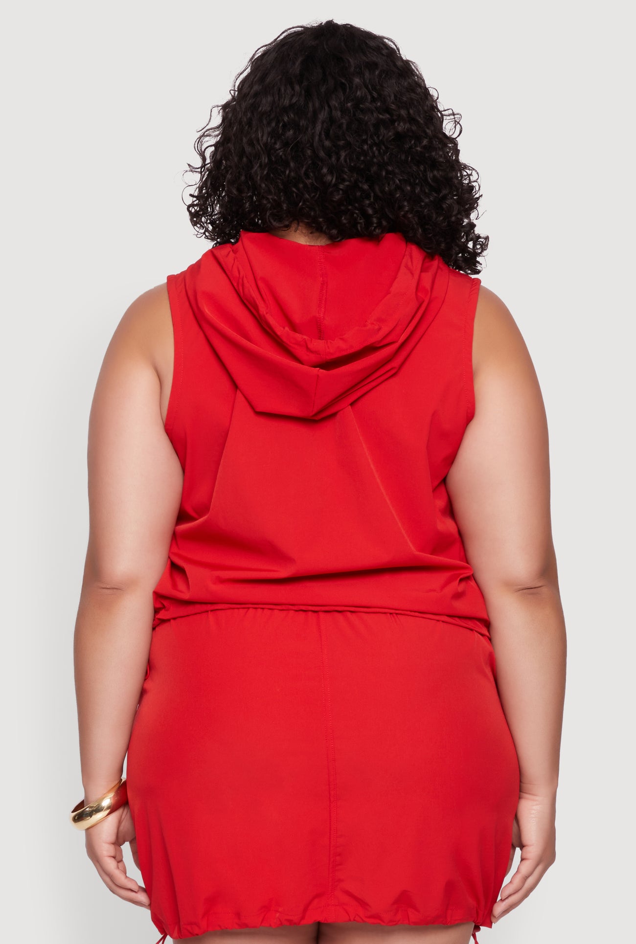 1850038346814080_006