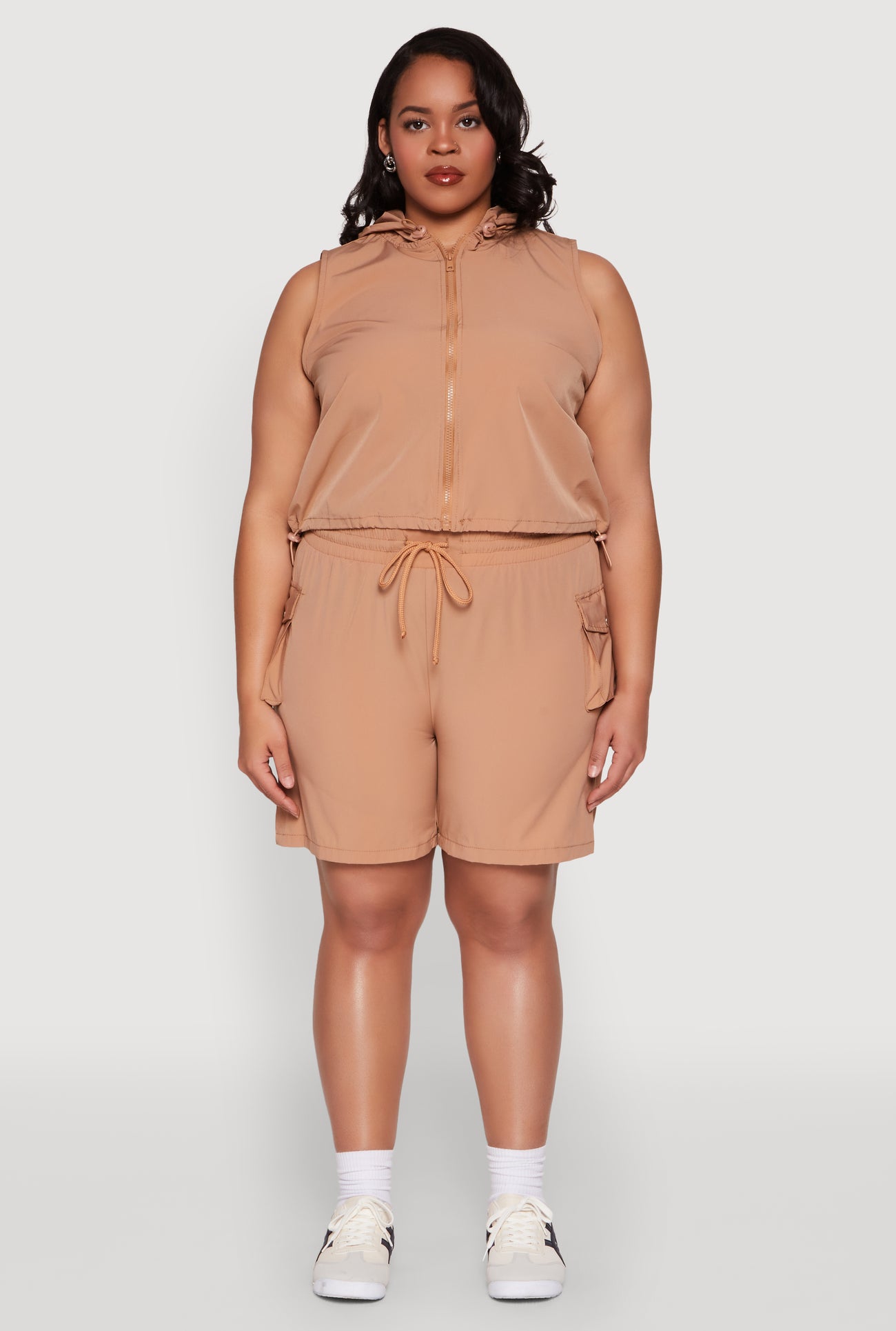 1850038348815025_003