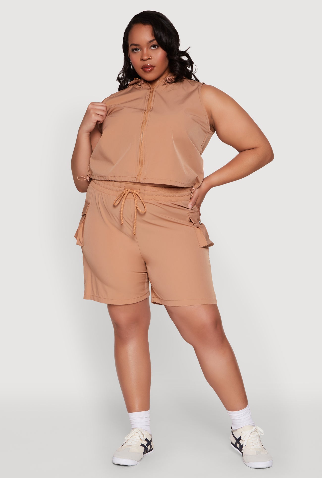 1850038349815025_002