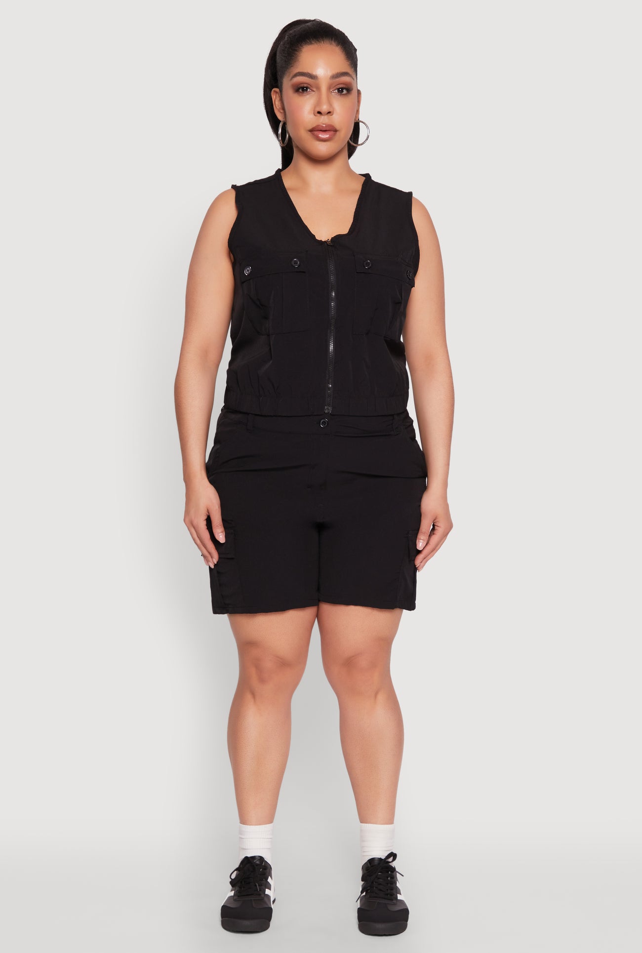 1850038349816001_002