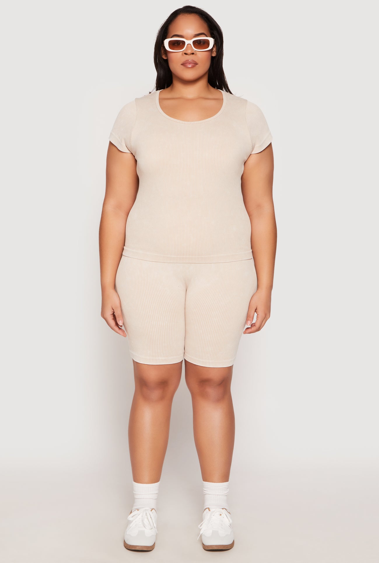 1850060589944024_002