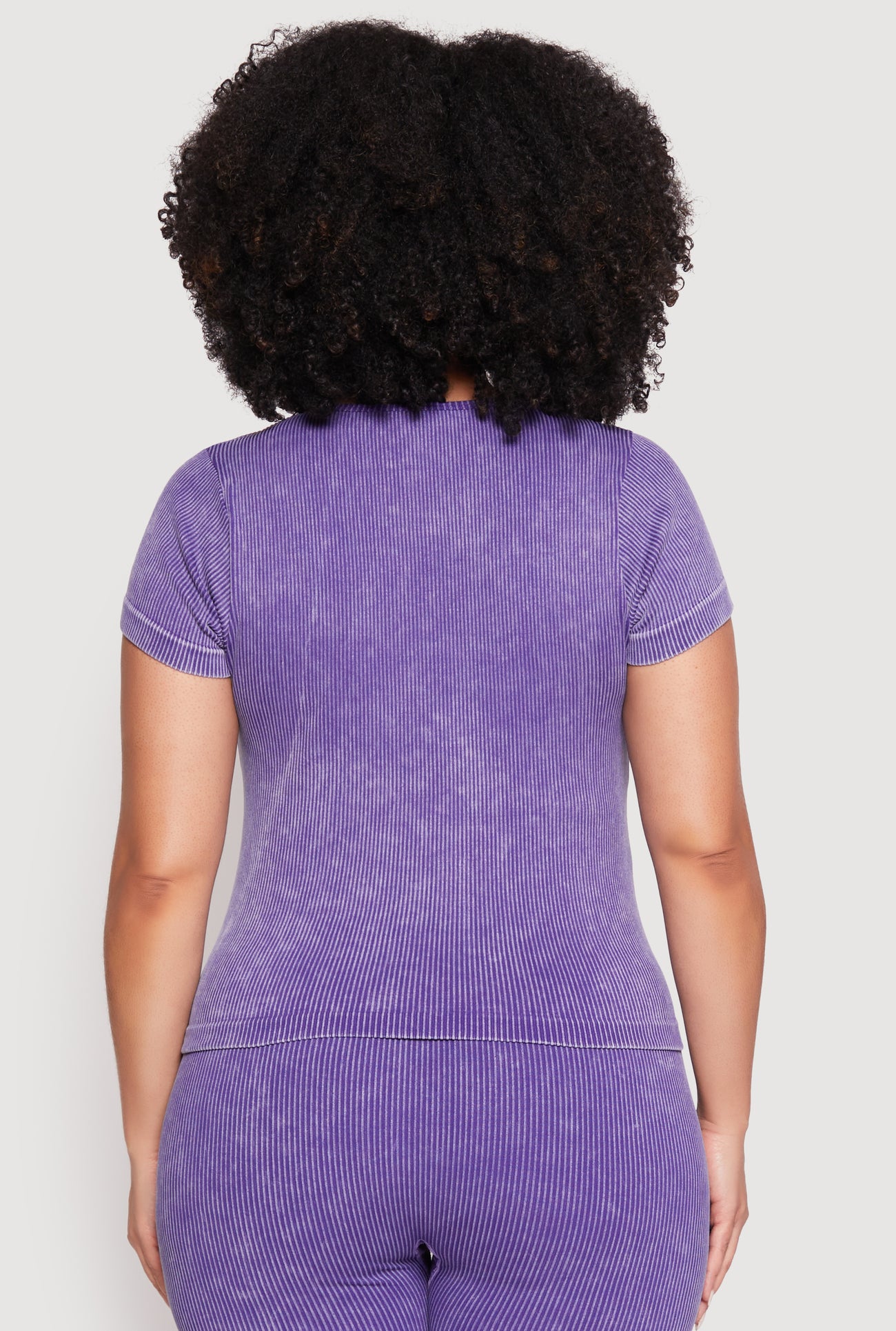 1850060589944050_006