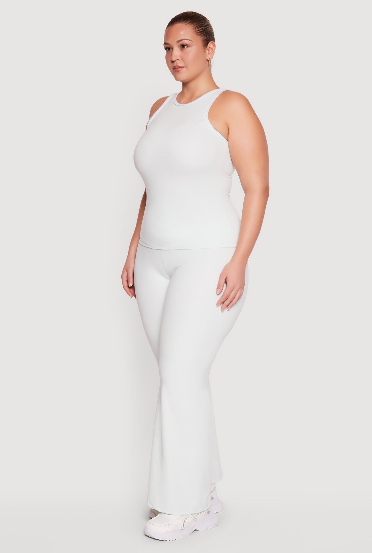 1850062702081036_002