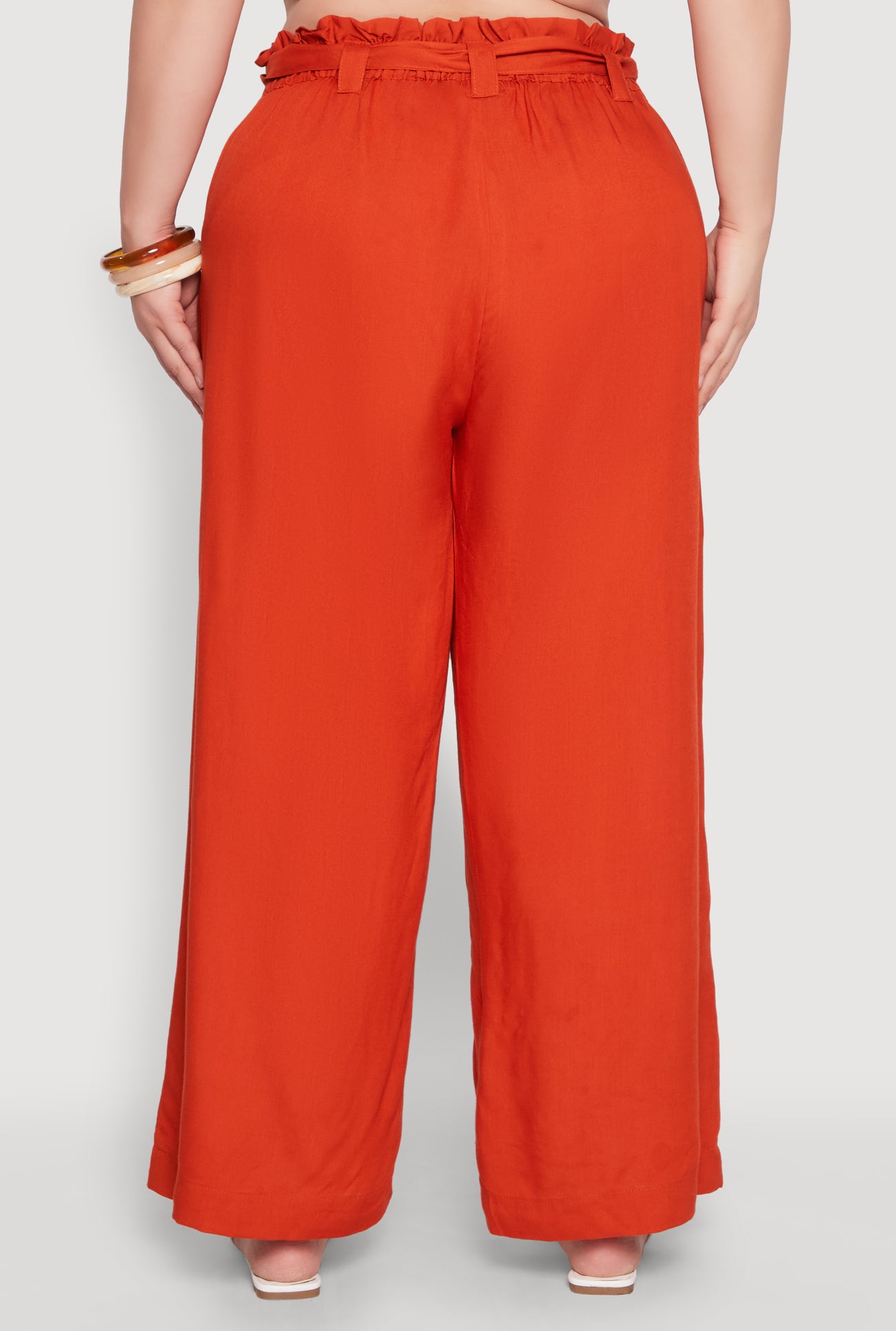 1861038342526080_006