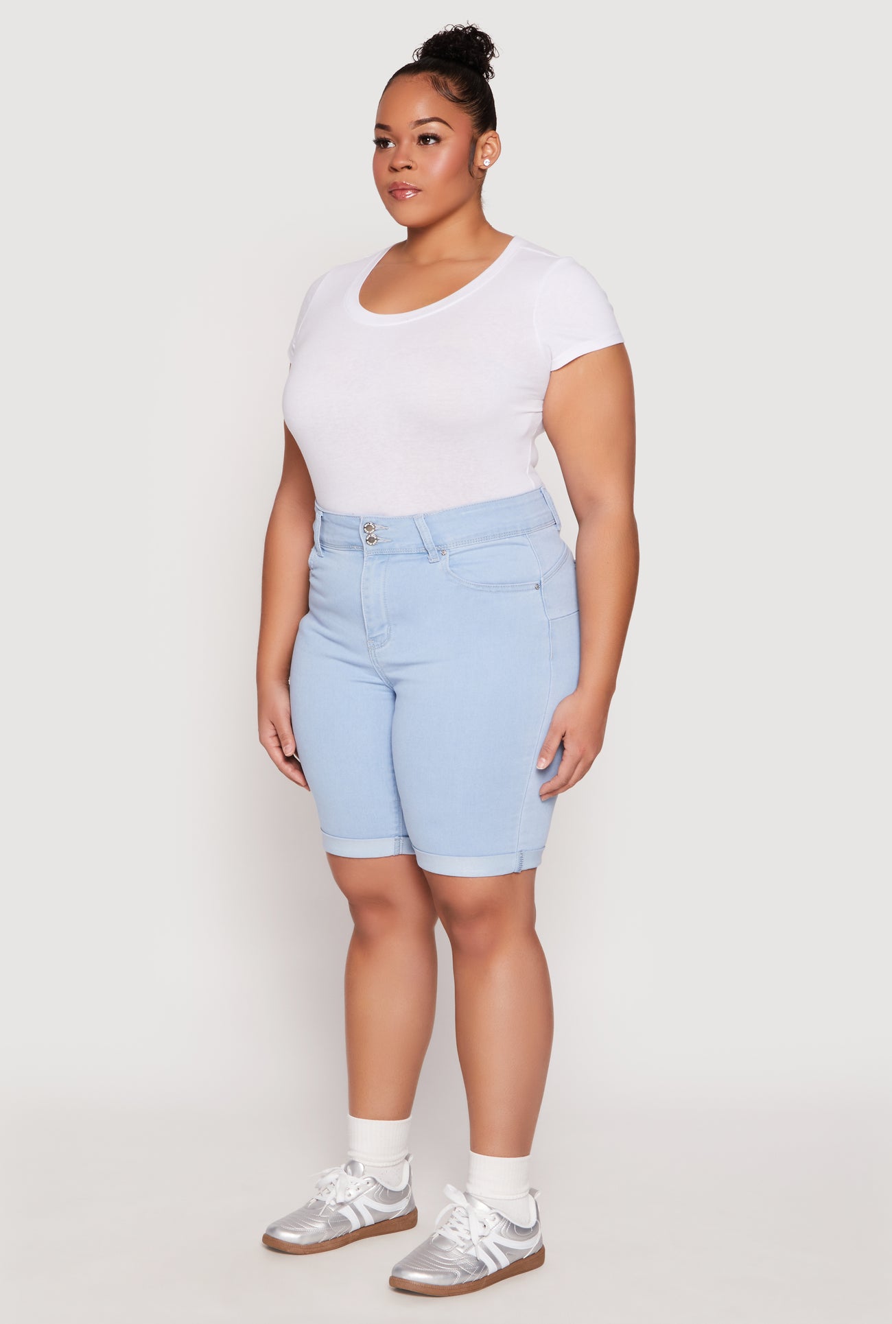 1872071619015402_002