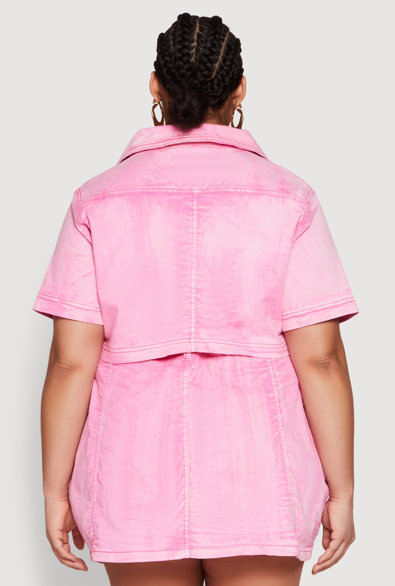 1877056572260066_006