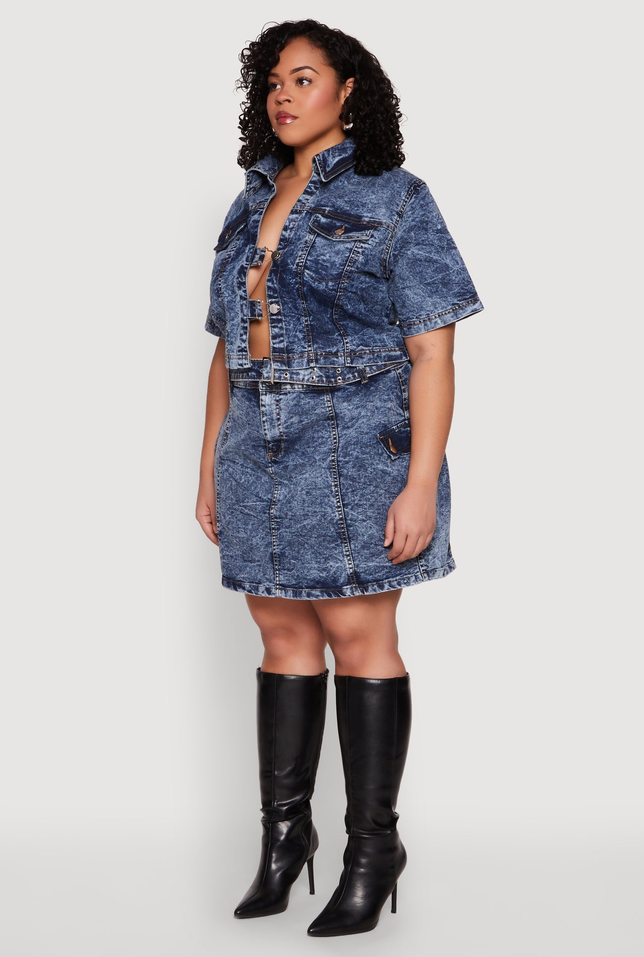 1877056572260402_005