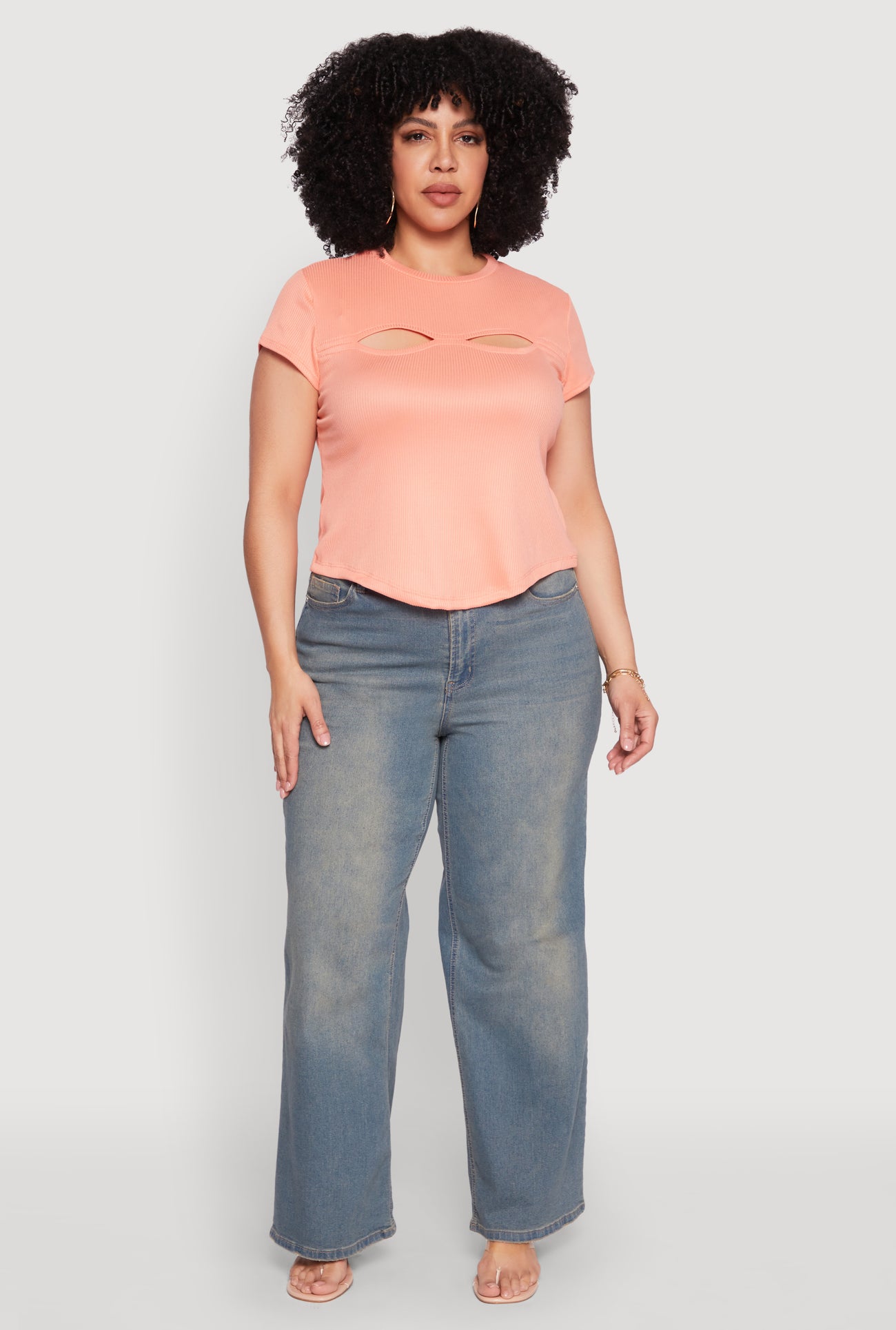 1912038344778067_001