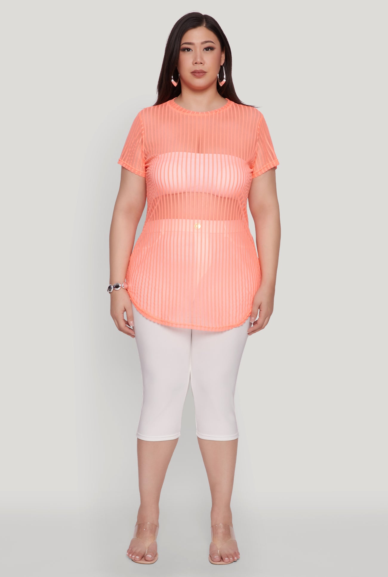 1912038345553067_003