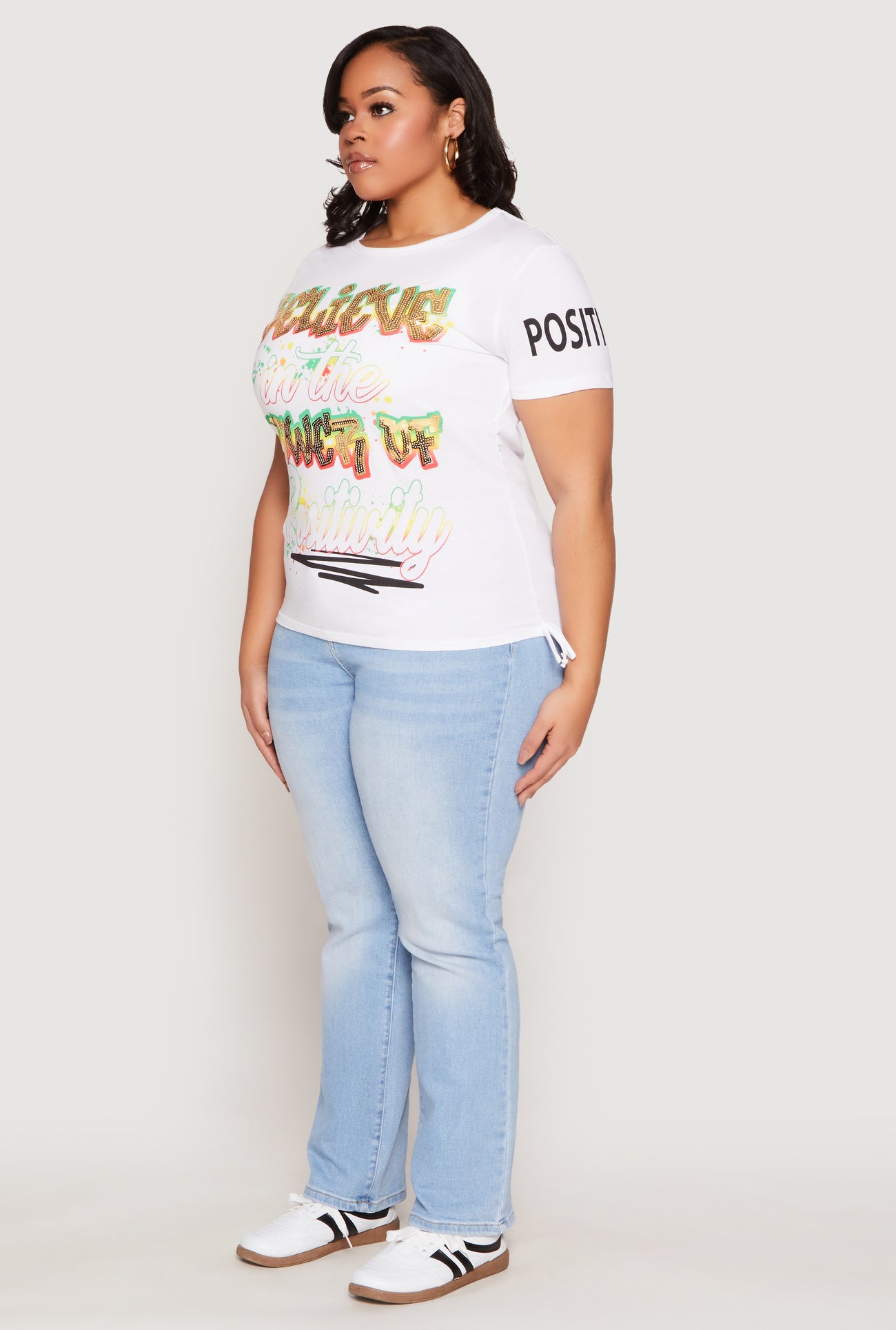 1912066591599010_003