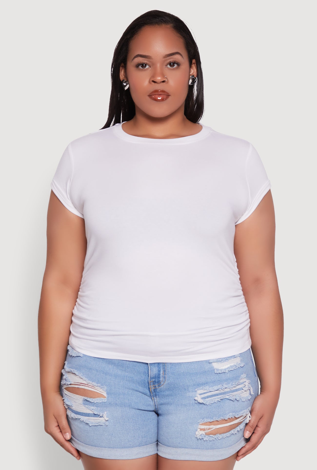 1915001443608010_002