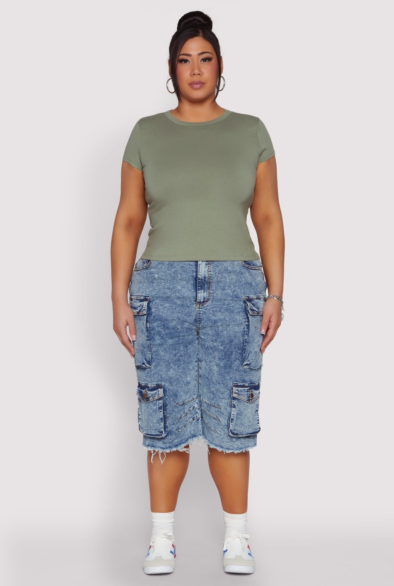 1915001443609033_003