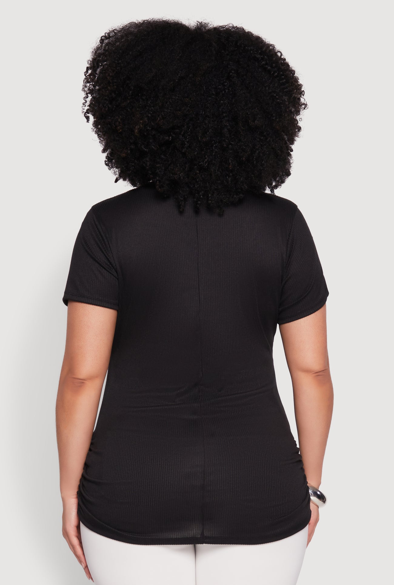 1915038344680001_006