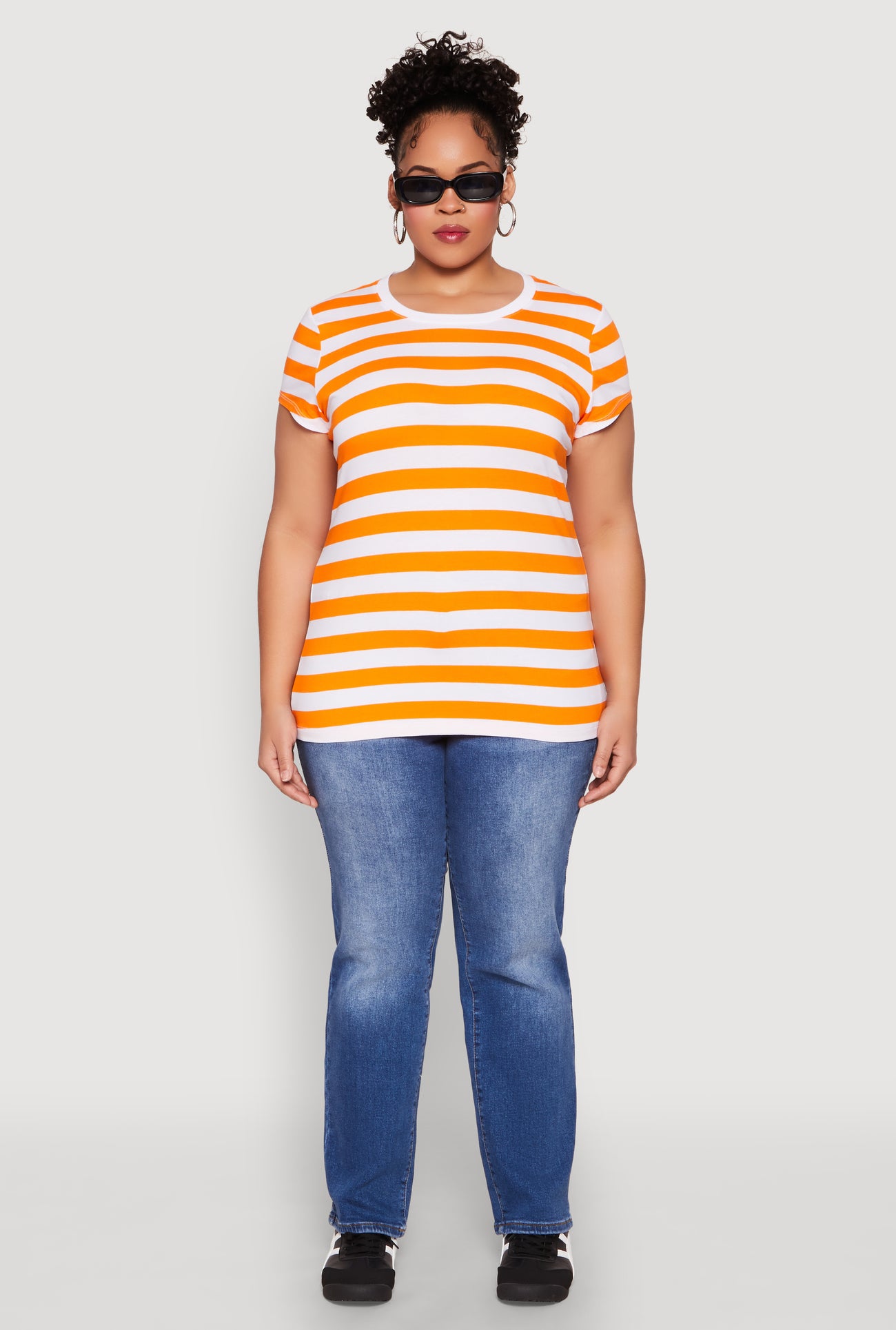 1915054265300080_003