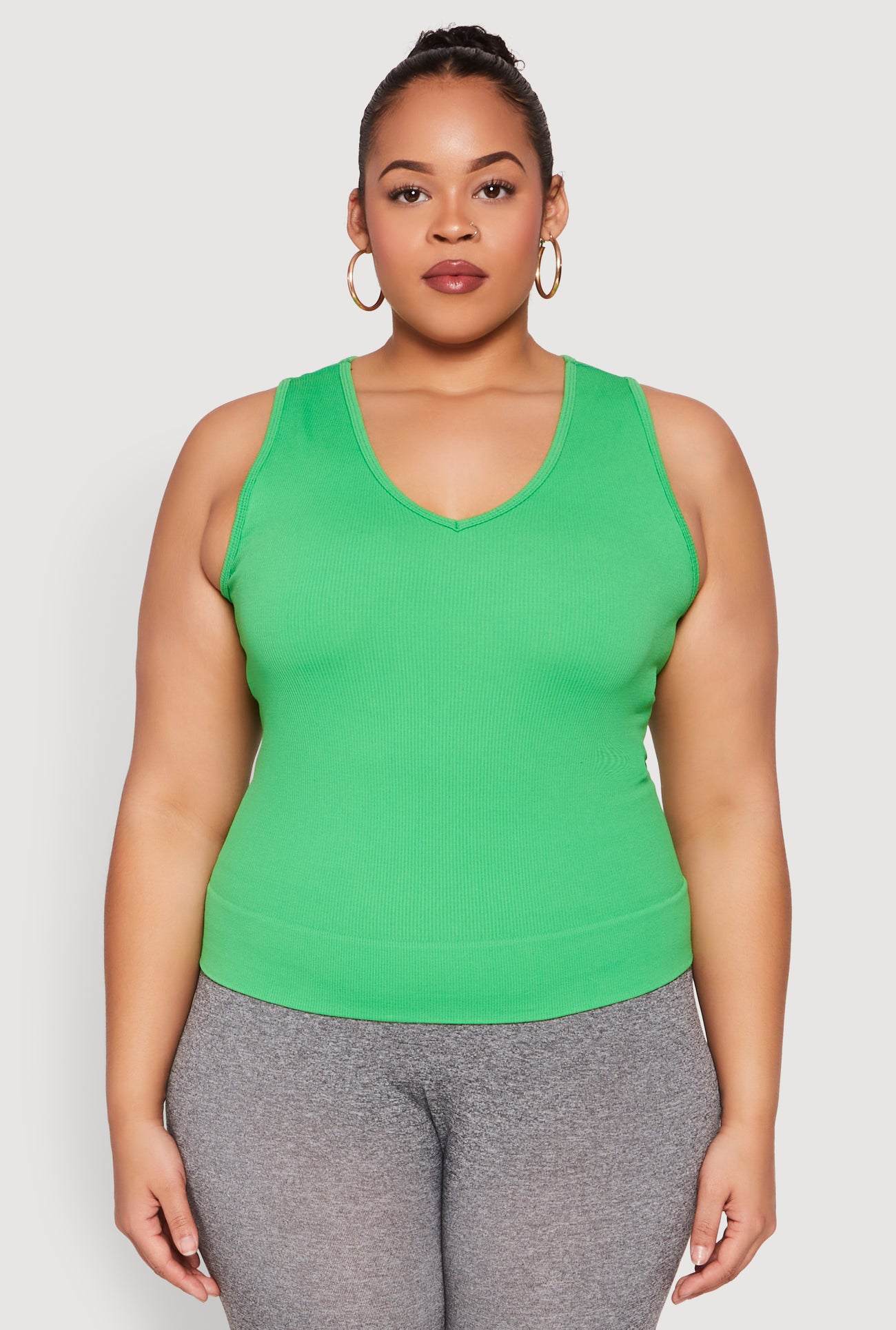 1916001441325030_002