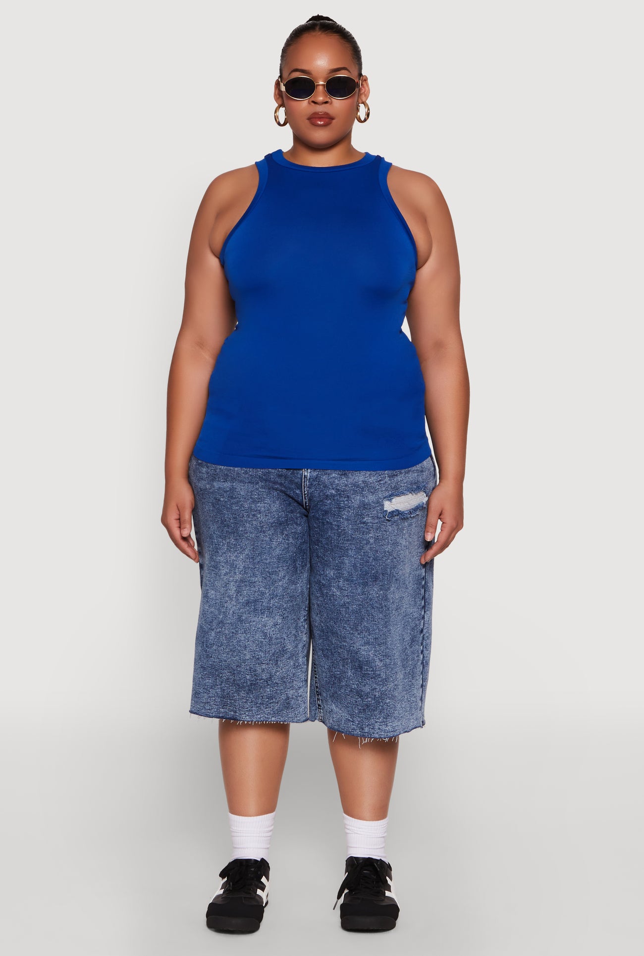 1916038342750340_001